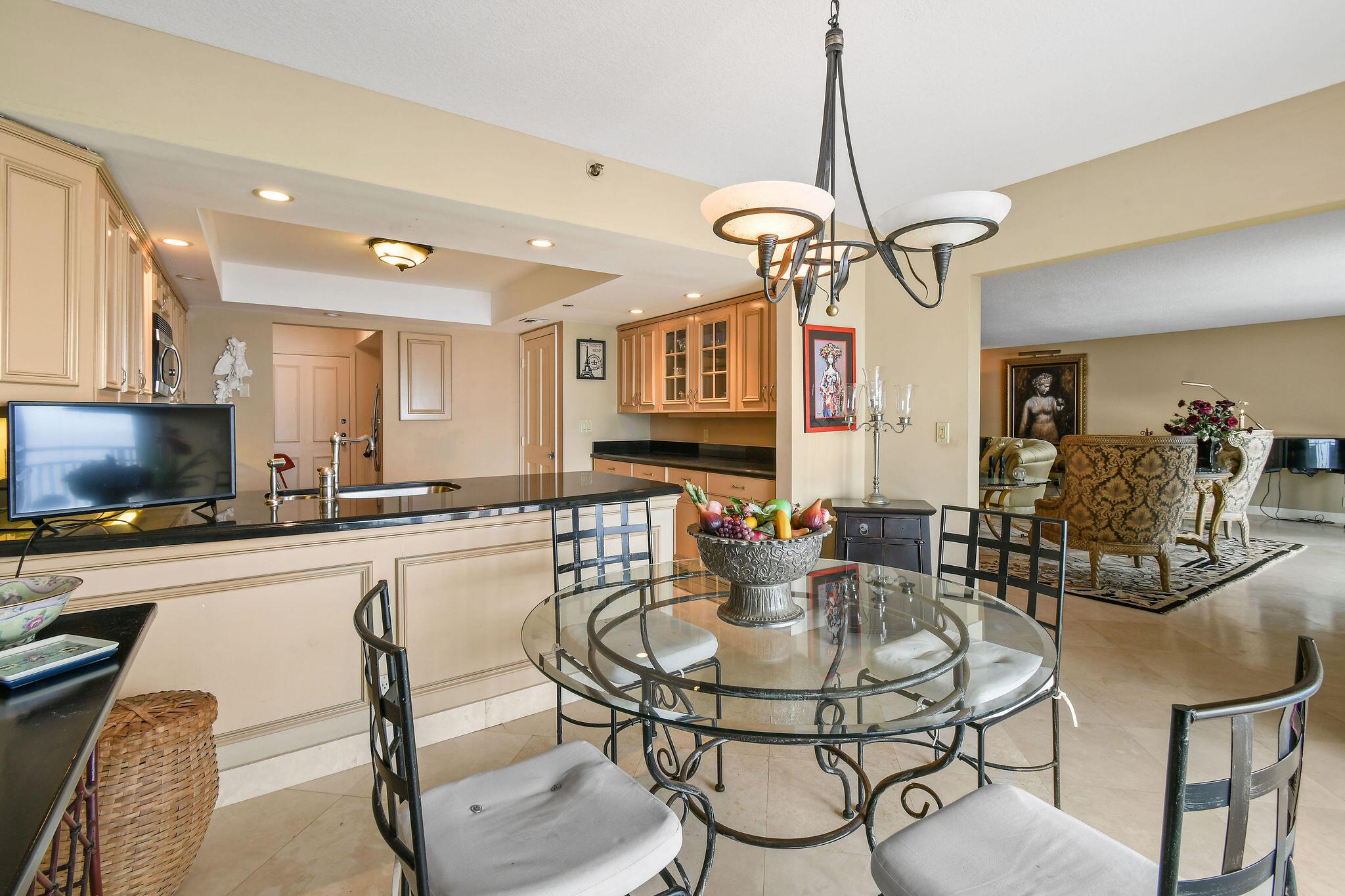 Image to showcase the property located at 19750 S Beach Road 6030