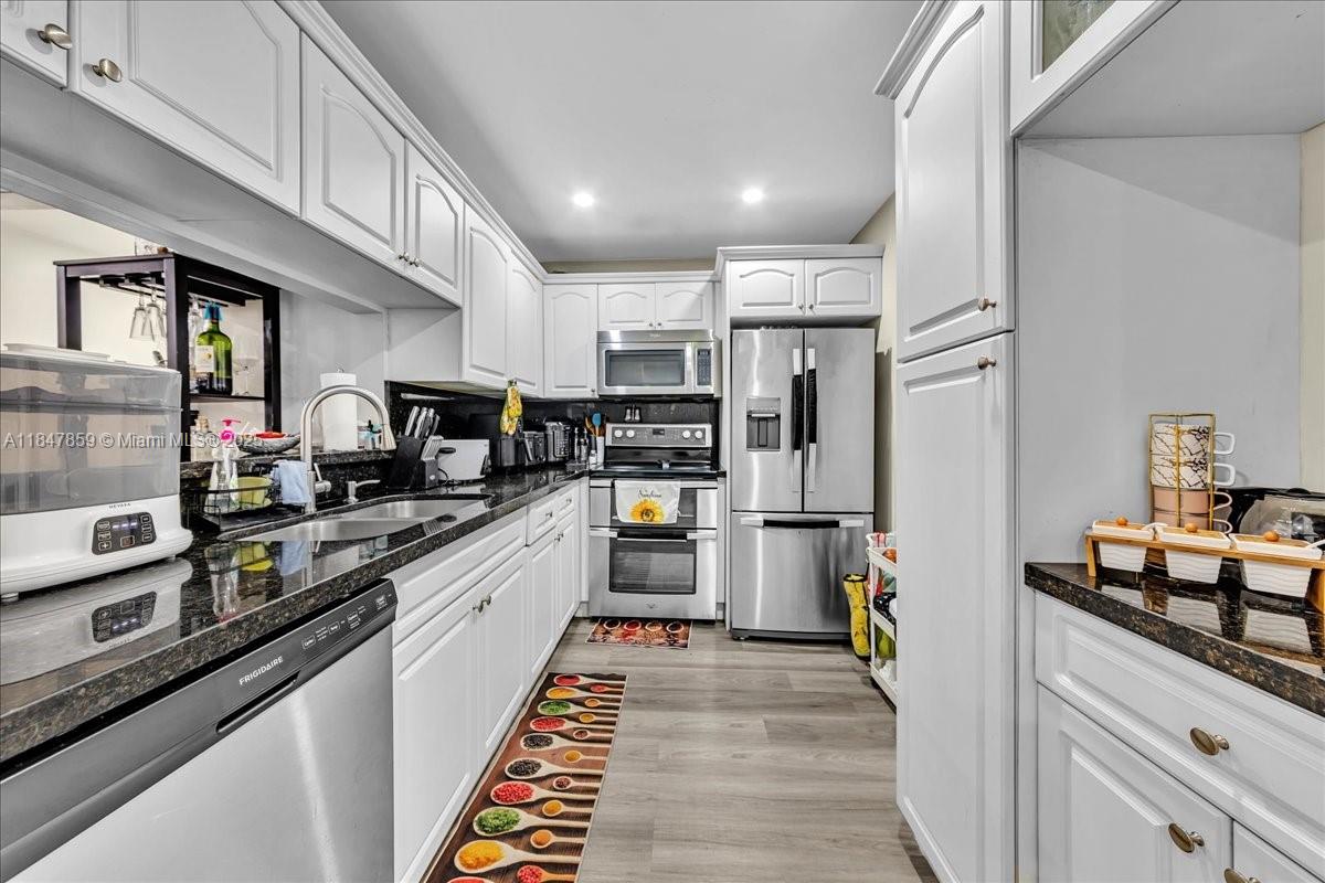 Property photo # 7