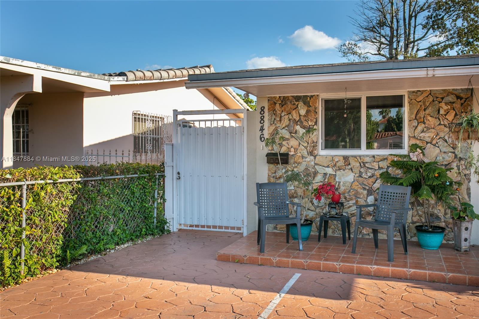 Property photo # 9