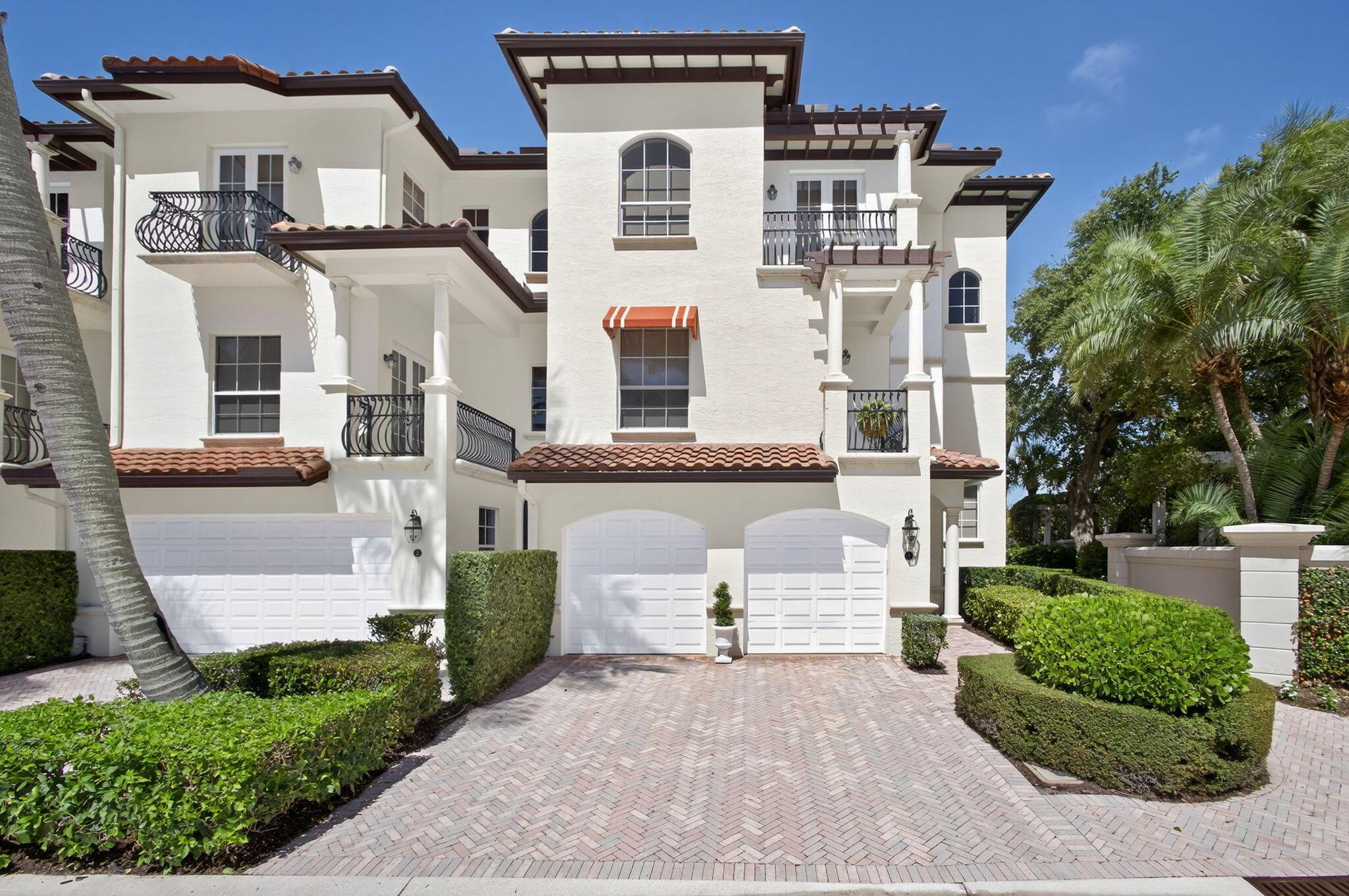 Image to showcase the property located at 1 Marina Gardens Drive