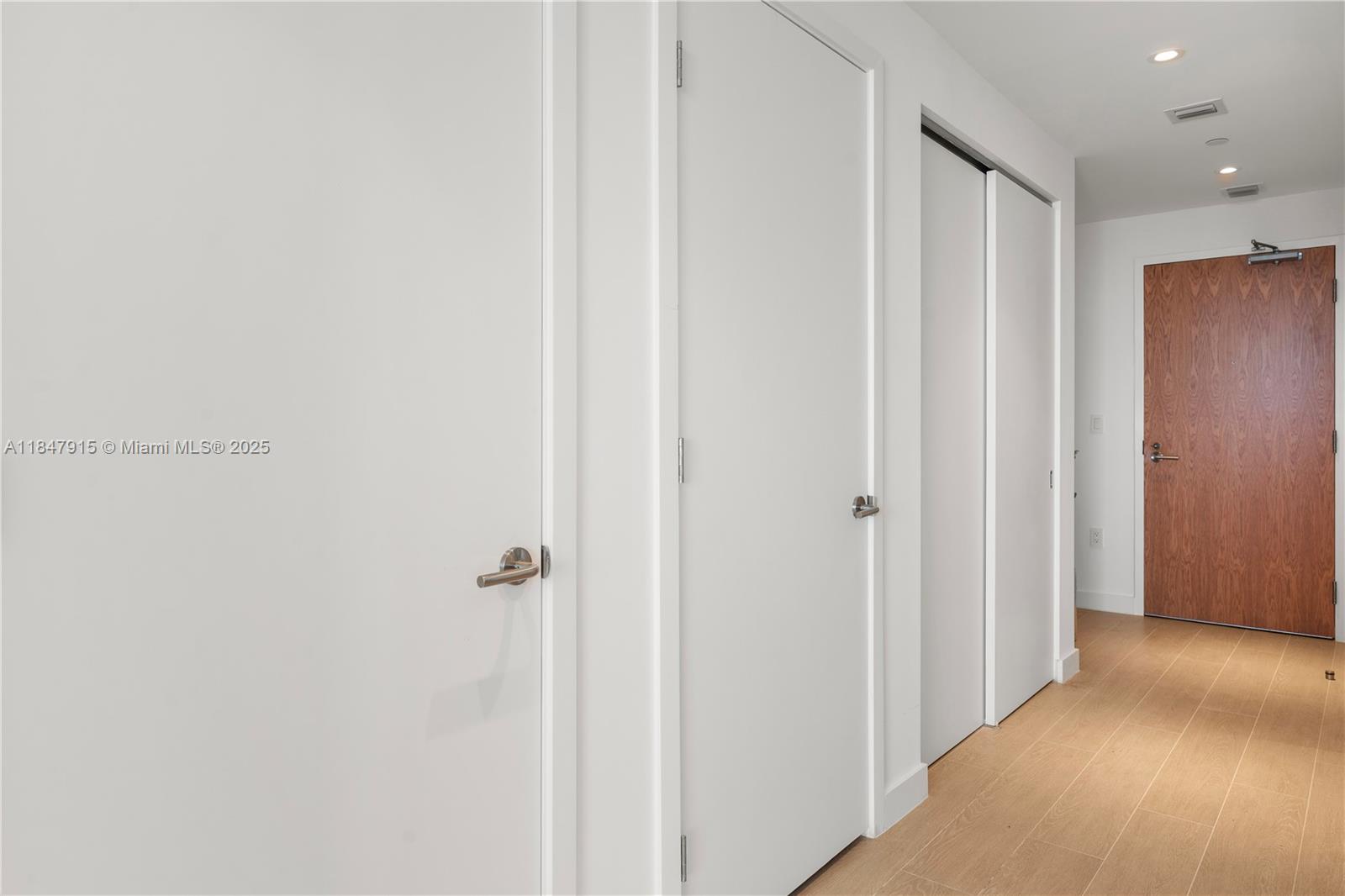 500 Alton Rd #2008, Miami Beach FL 33139
