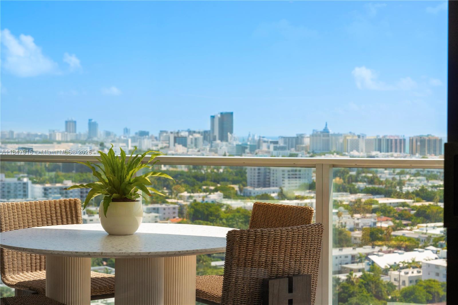 500 Alton Rd #2008, Miami Beach FL 33139