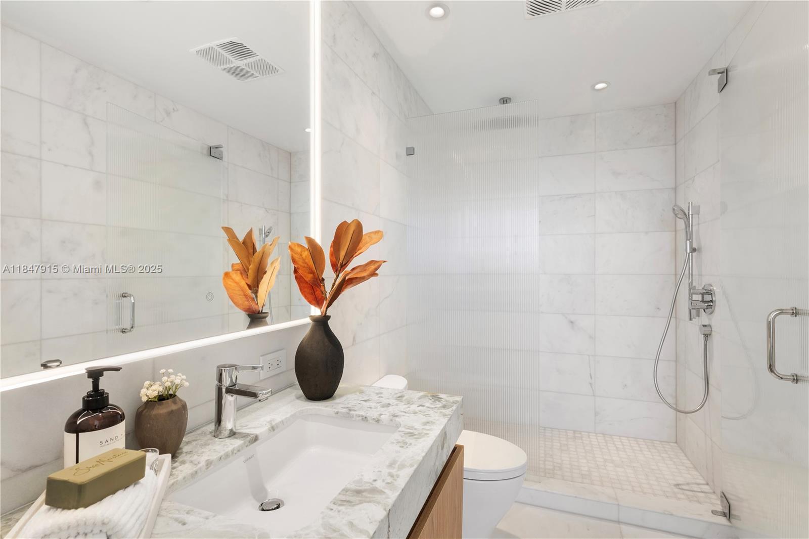 500 Alton Rd #2008, Miami Beach FL 33139