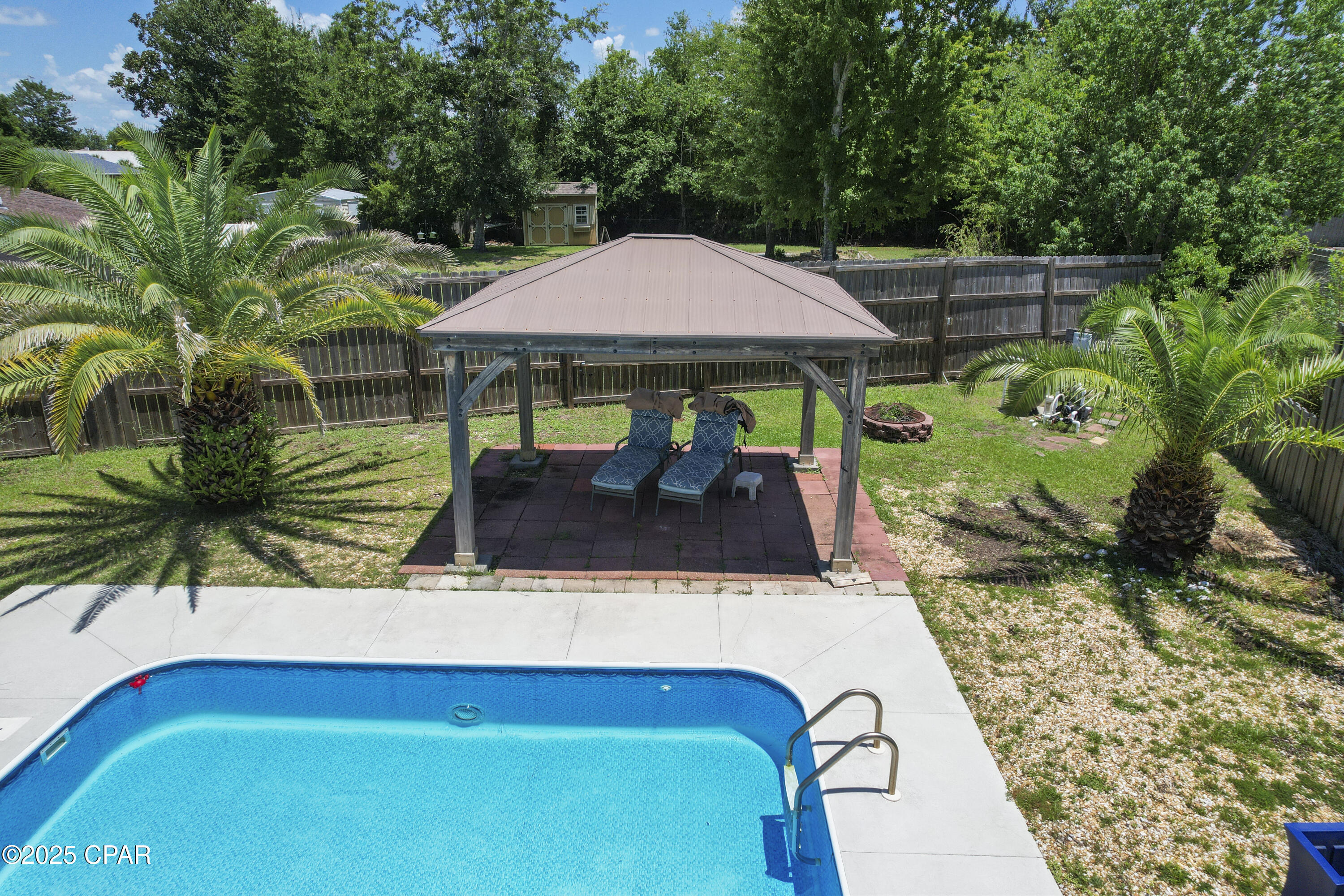 Image 25 For 812 Pine Forest Drive