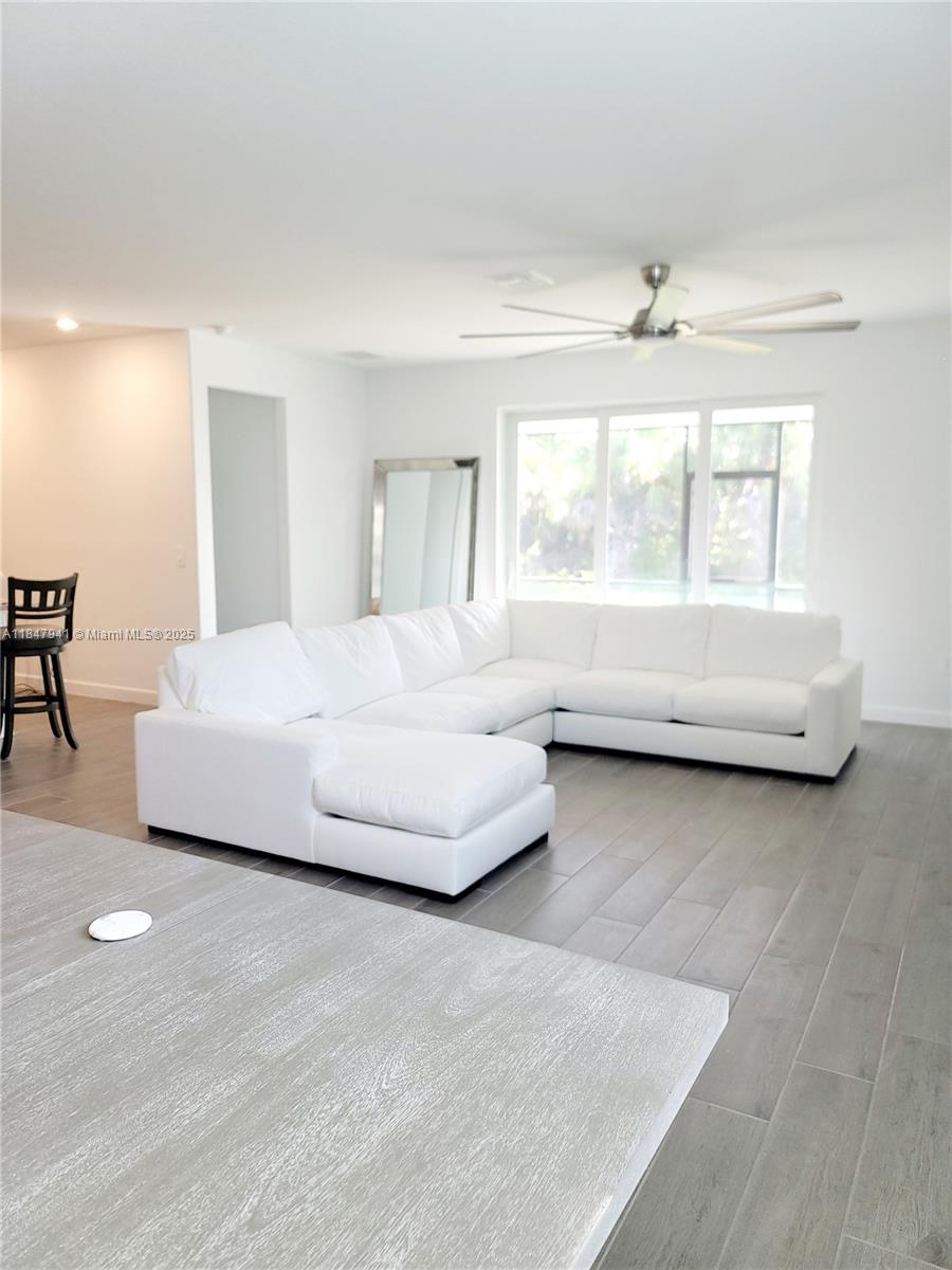 Property photo # 4