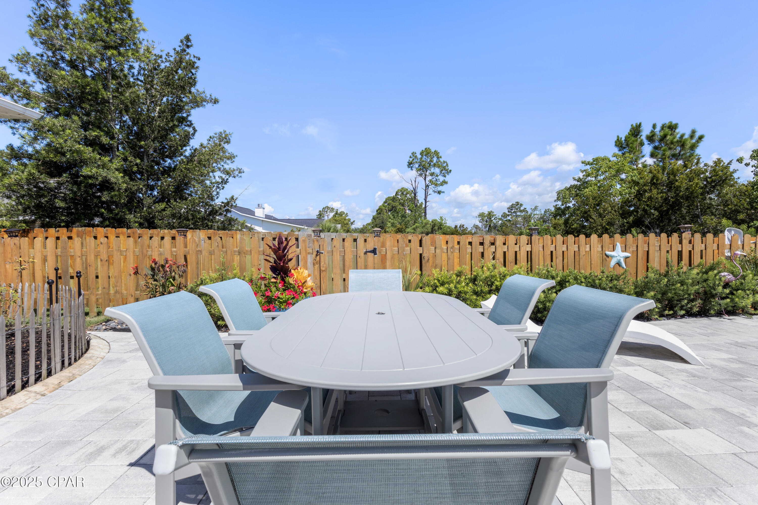 Image 10 For 7033 Benton Drive
