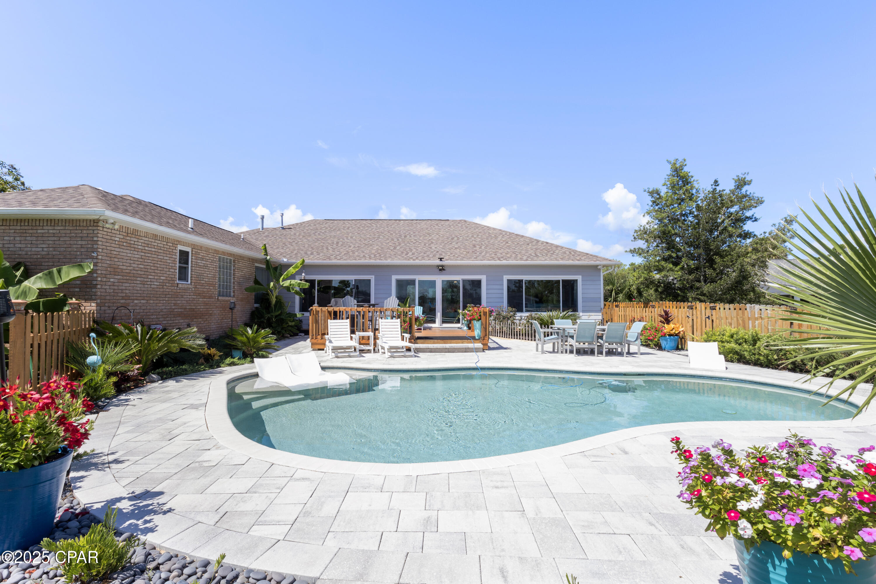 Image 4 For 7033 Benton Drive
