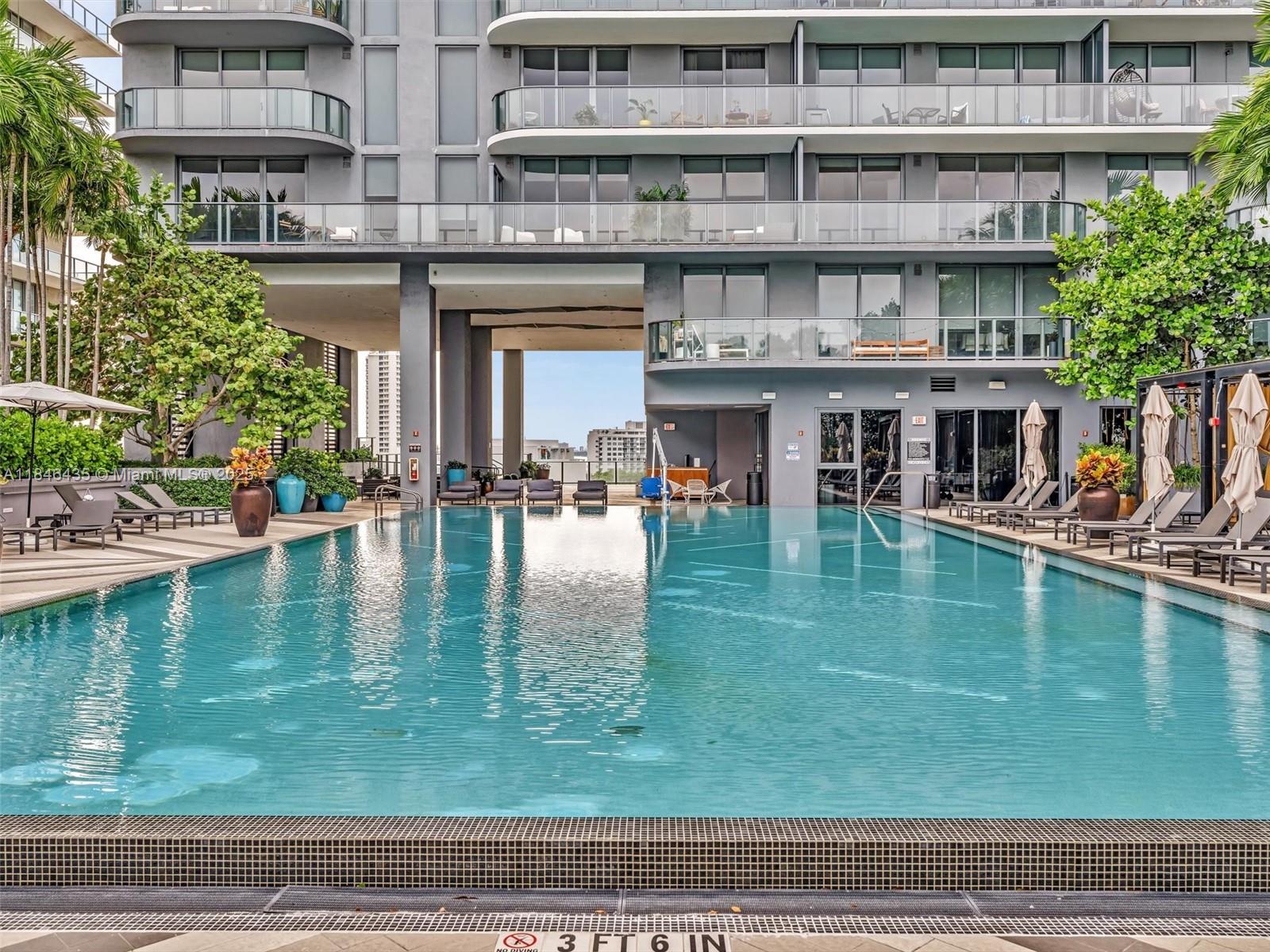121 NE 34th St #2208, Miami FL 33137