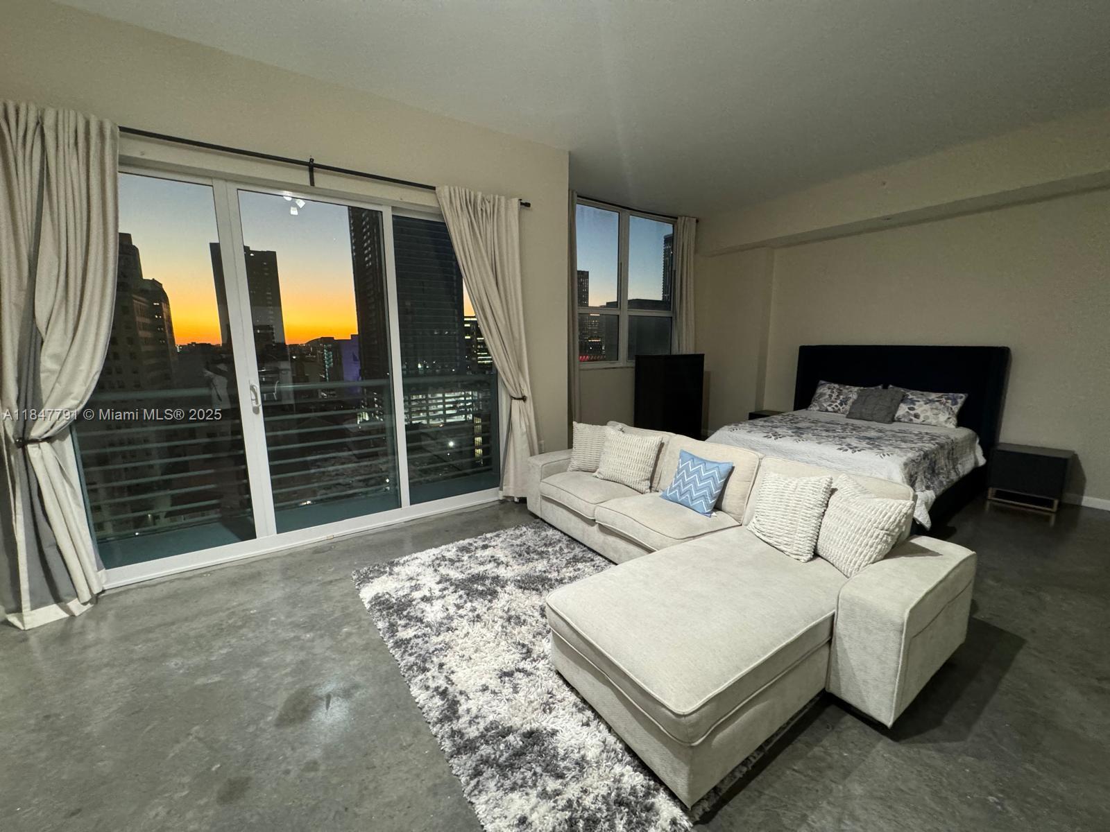 133 NE 2nd Ave #1417, Miami FL 33132