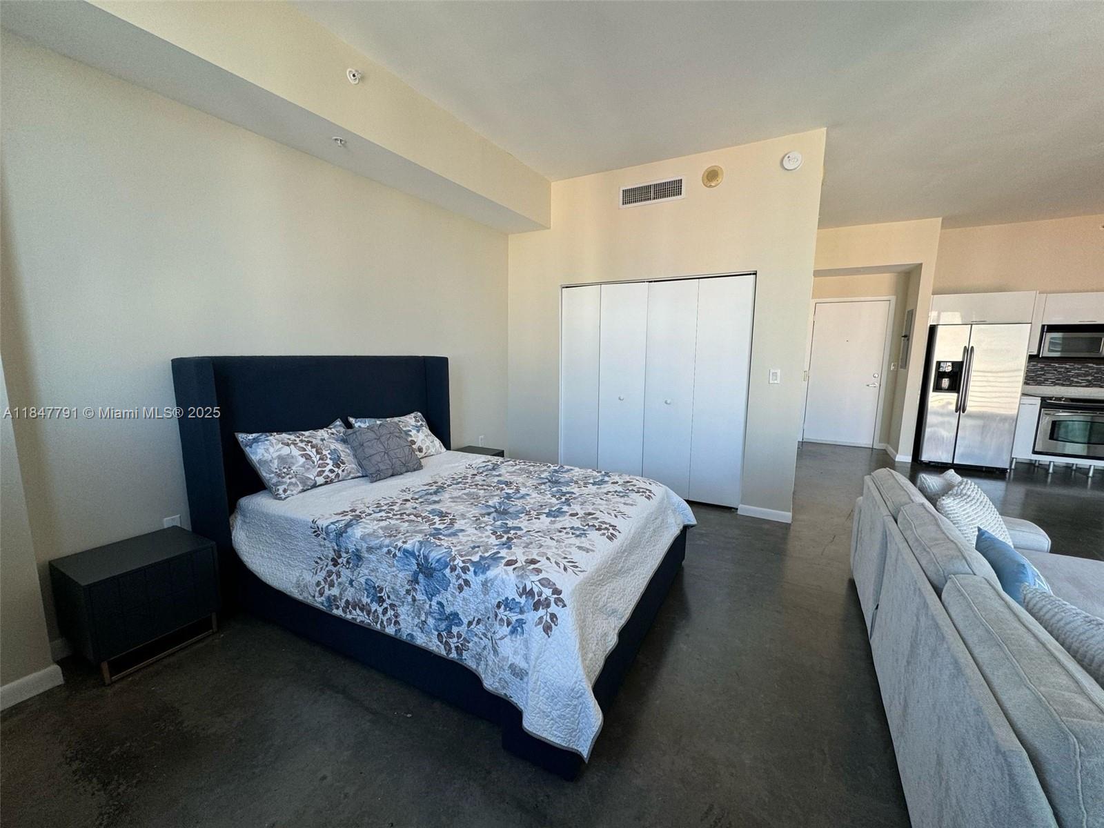 133 NE 2nd Ave #1417, Miami FL 33132
