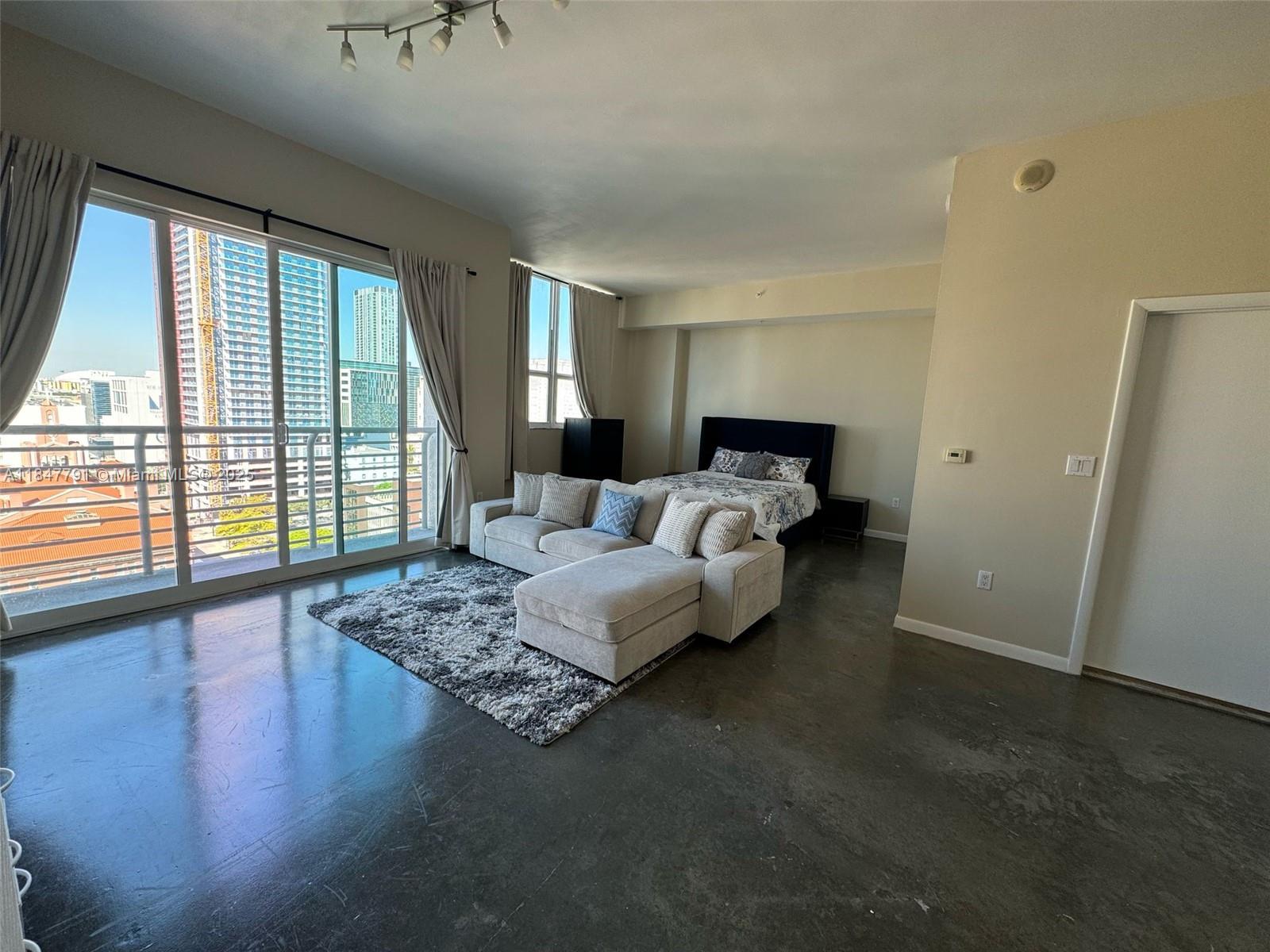 133 NE 2nd Ave #1417, Miami FL 33132