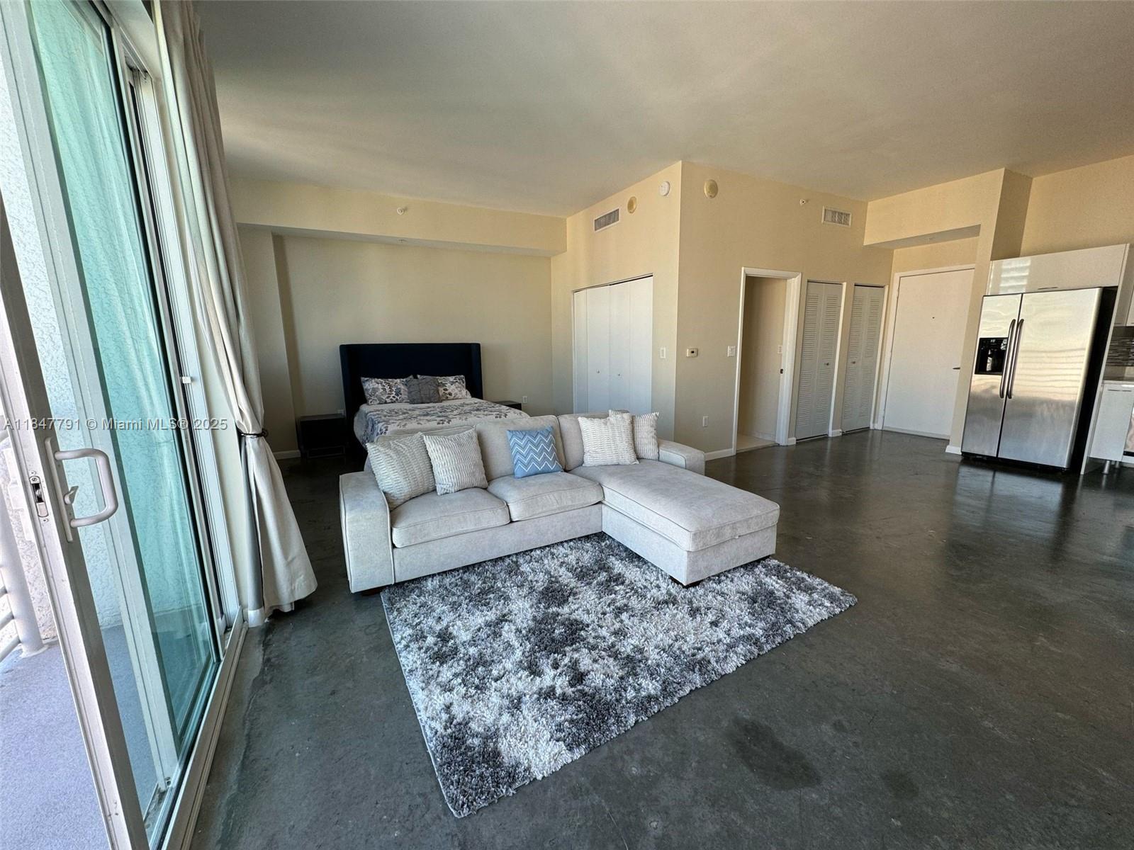 133 NE 2nd Ave #1417, Miami FL 33132