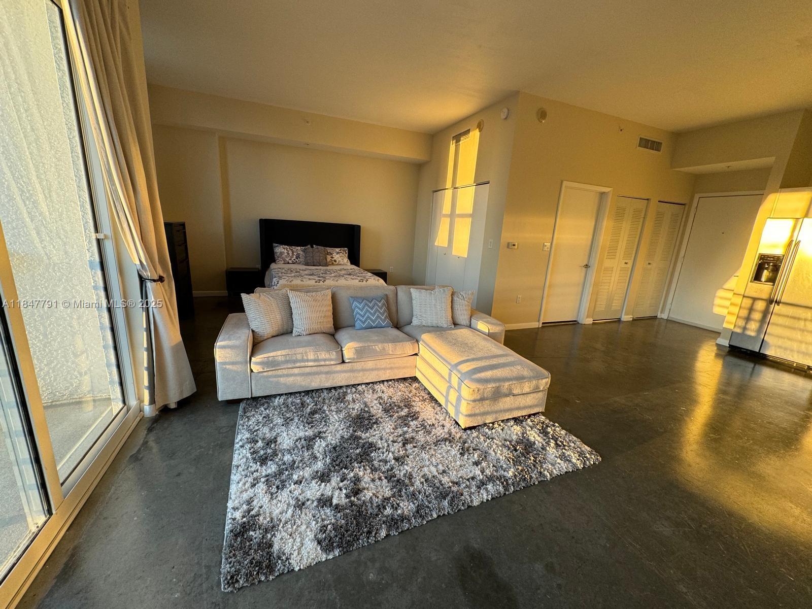 133 NE 2nd Ave #1417, Miami FL 33132