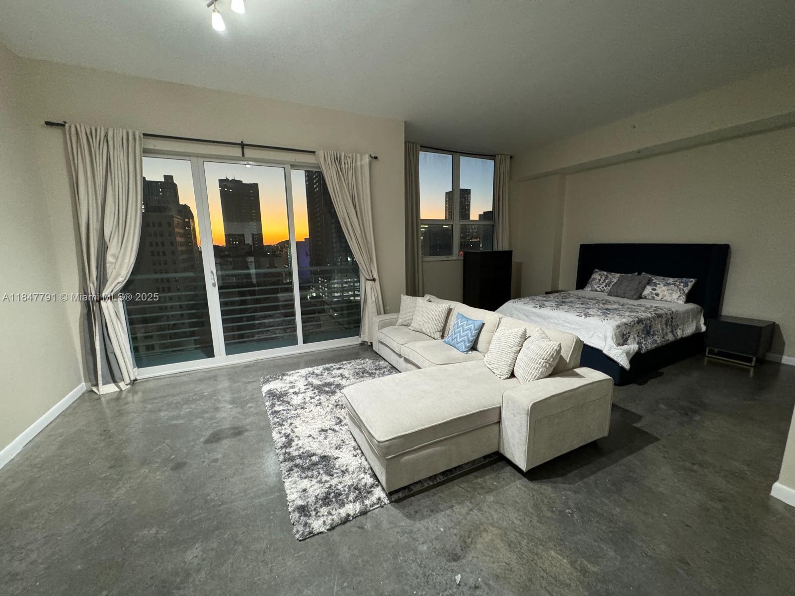 133 NE 2nd Ave #1417, Miami FL 33132