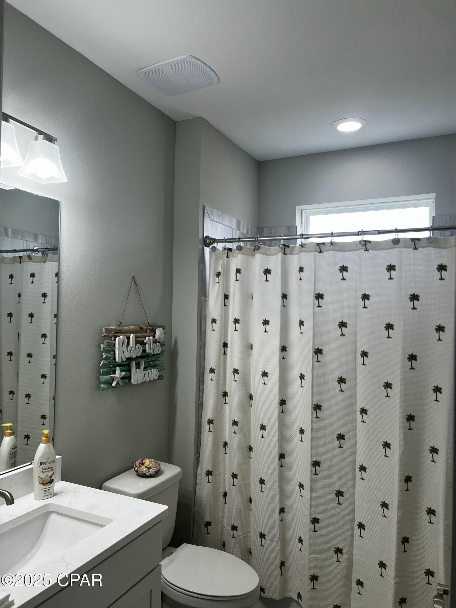 Image 18 For 8436 Coral Reef Way