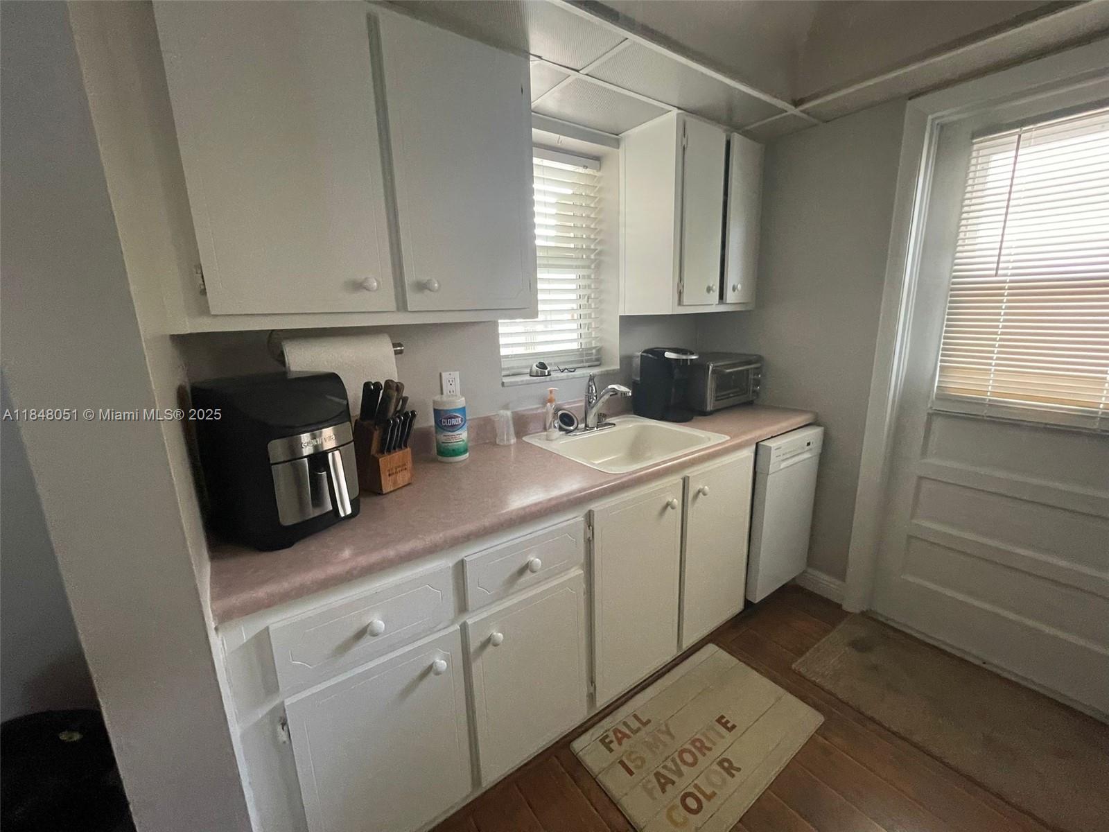 Property photo # 9