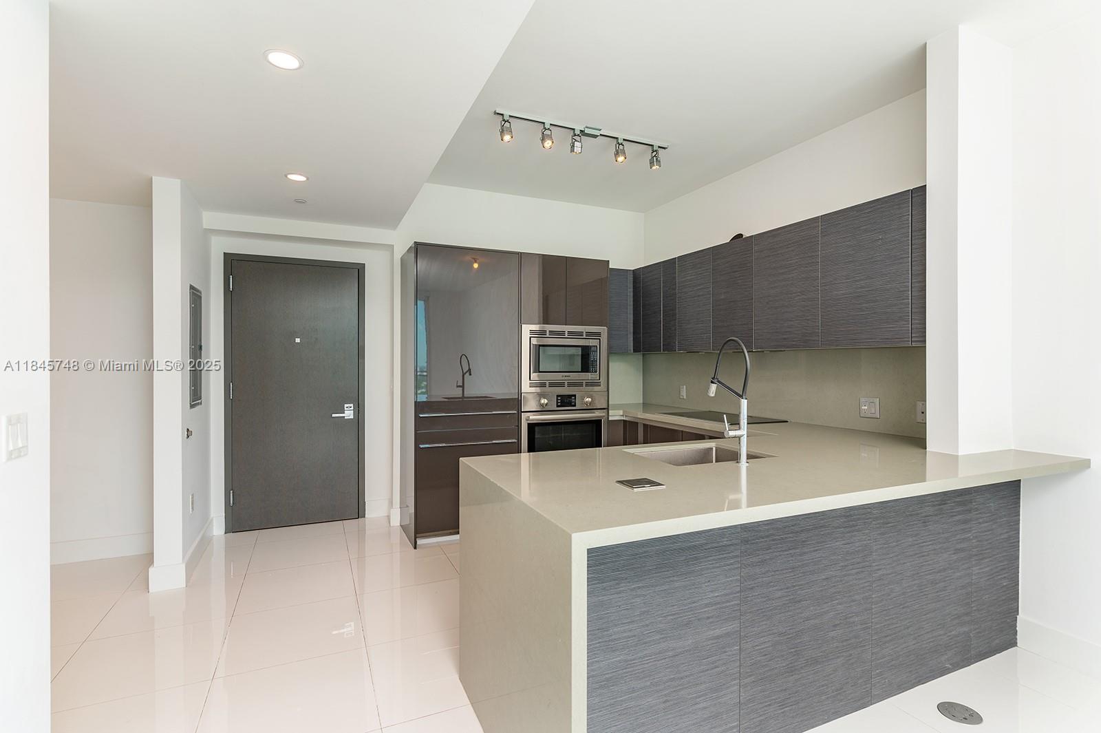 Property photo # 2