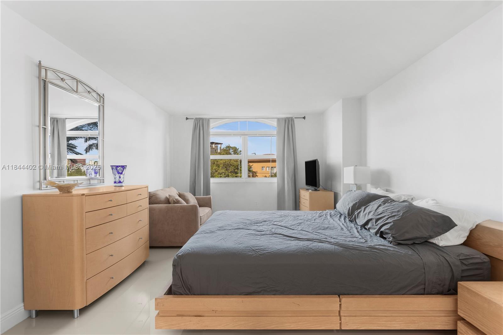 Property photo # 2