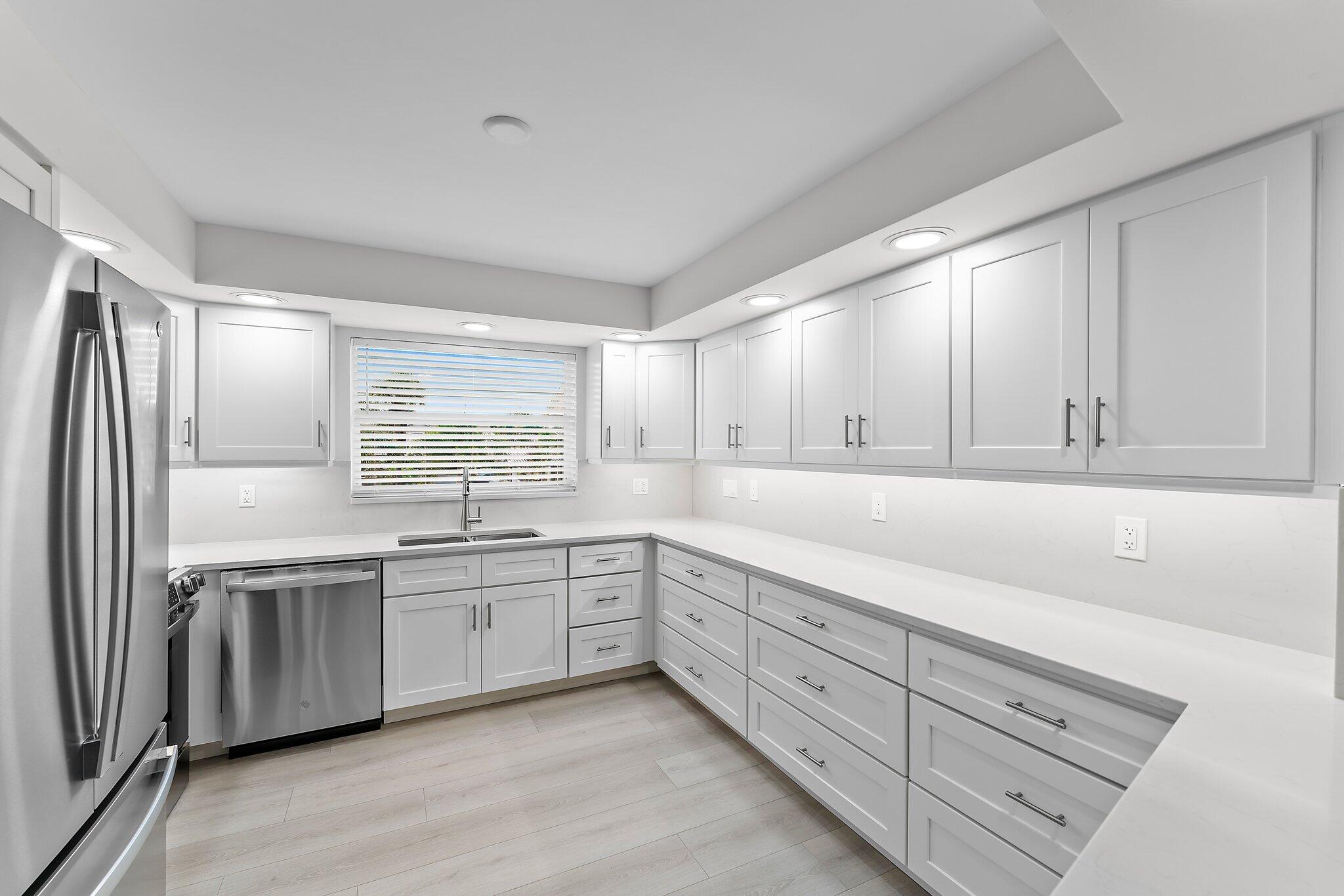 Image to showcase the property located at 20 Celestial Way 215