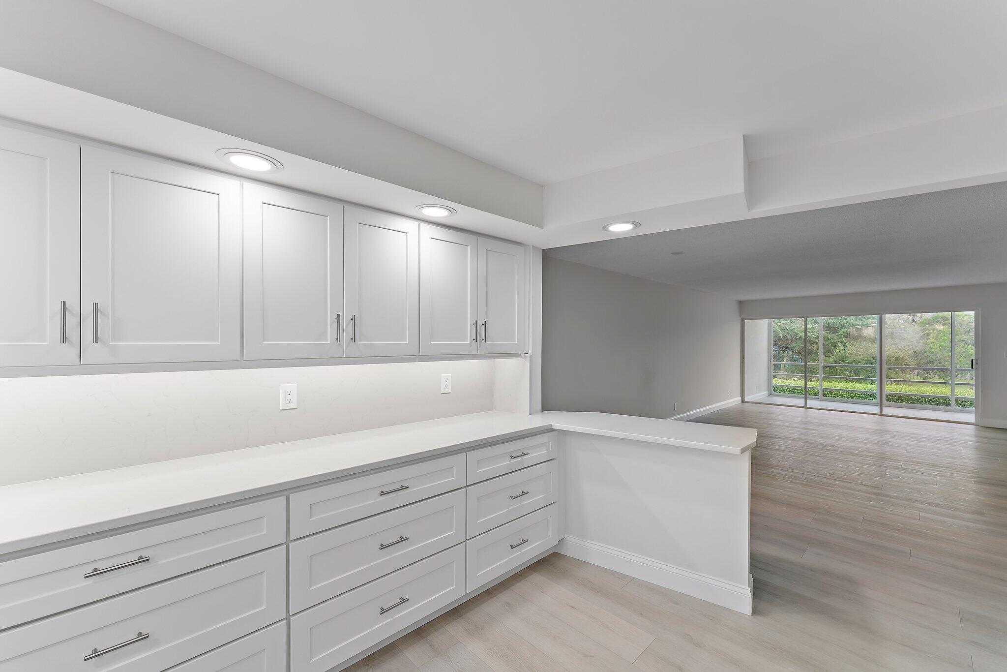Image to showcase the property located at 20 Celestial Way 215