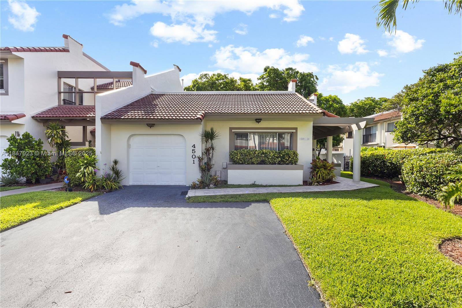 Property photo # 0