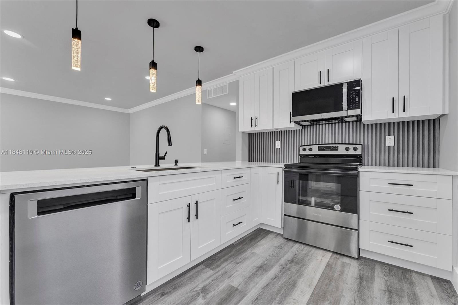 Property photo # 3