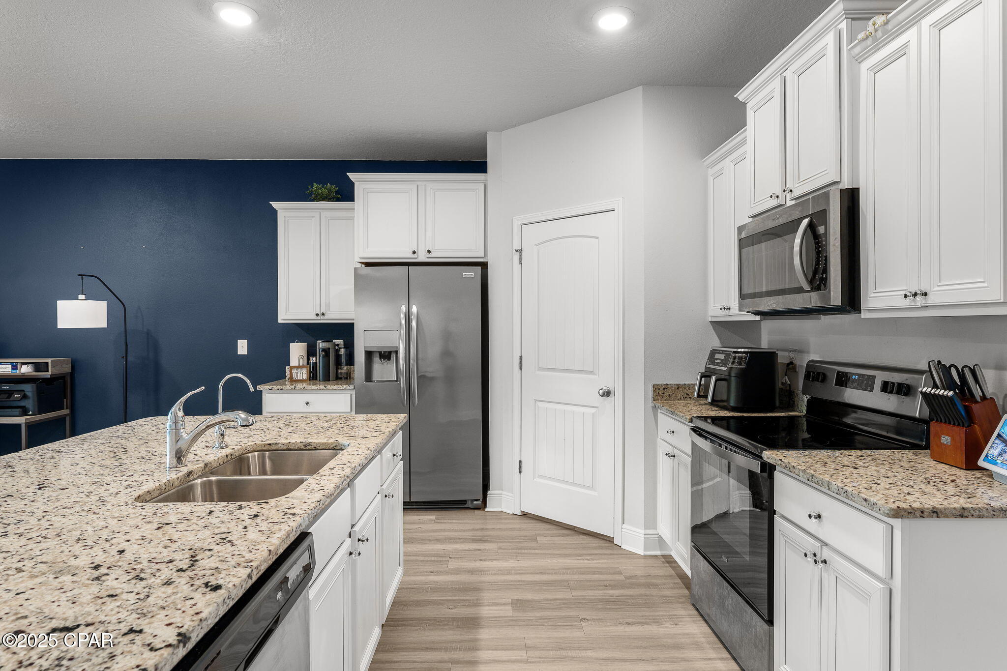Image 7 For 800 Cason Circle