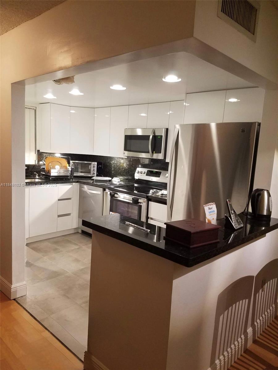 Property photo # 2