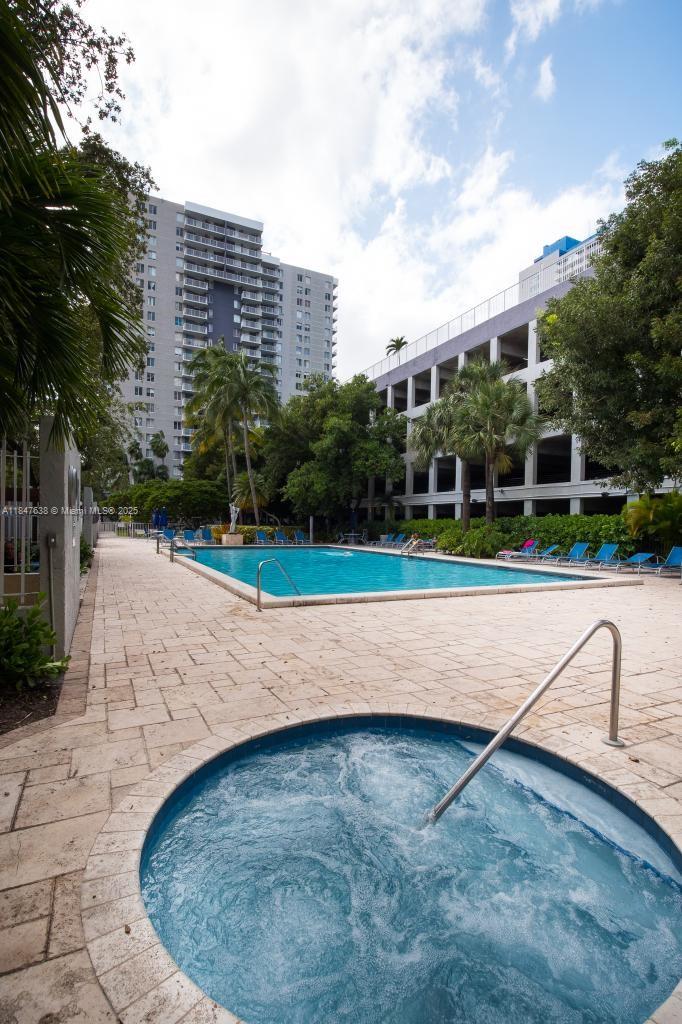 Property photo # 9