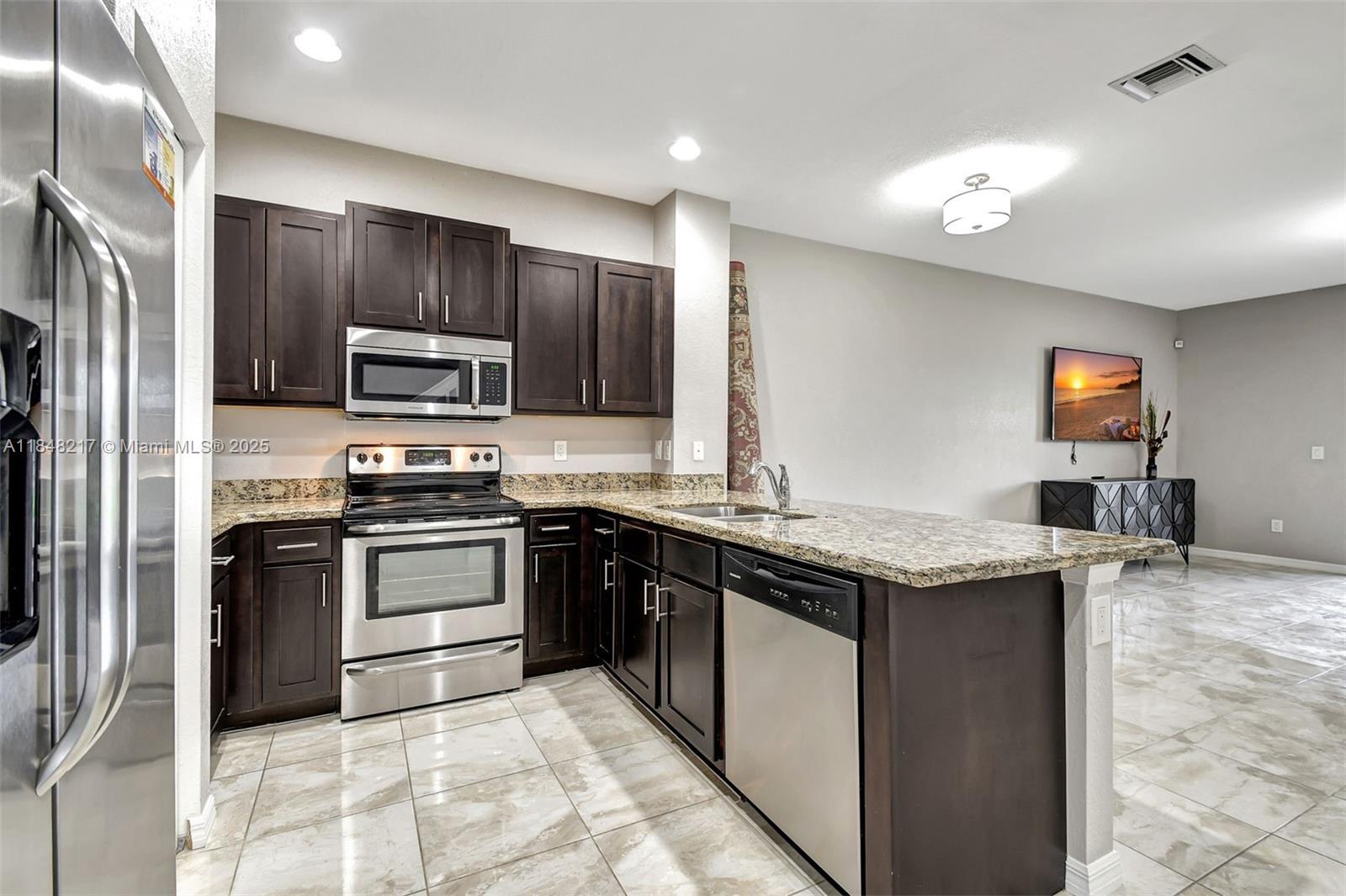 Property photo # 8