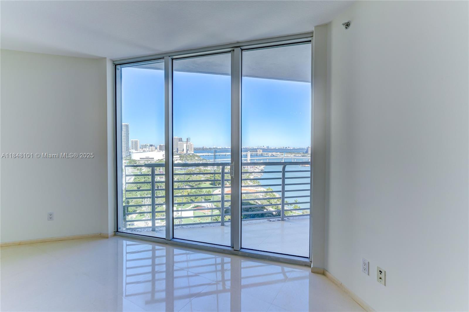 Property photo # 4
