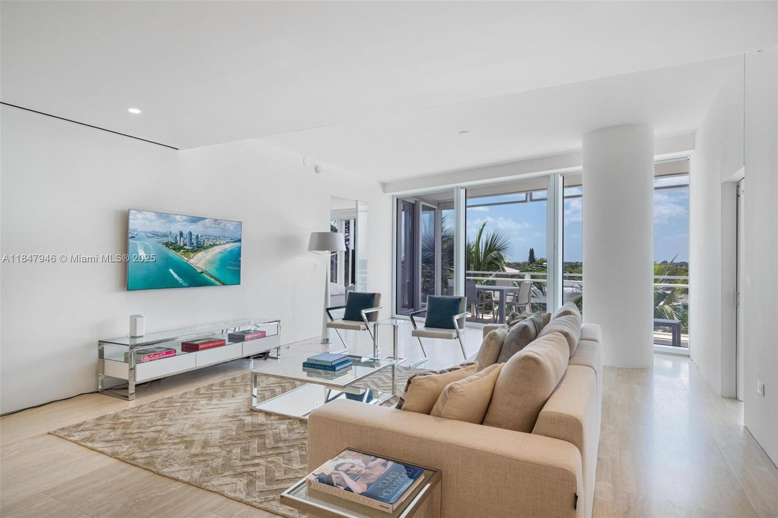 Property photo # 2