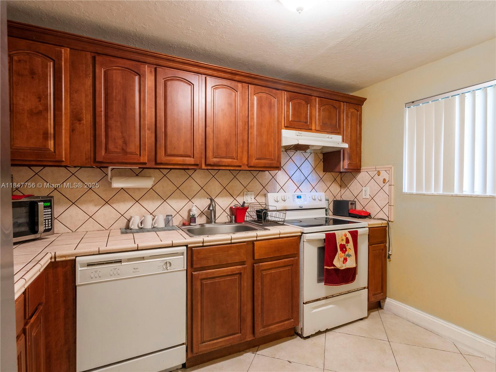 Property photo # 2