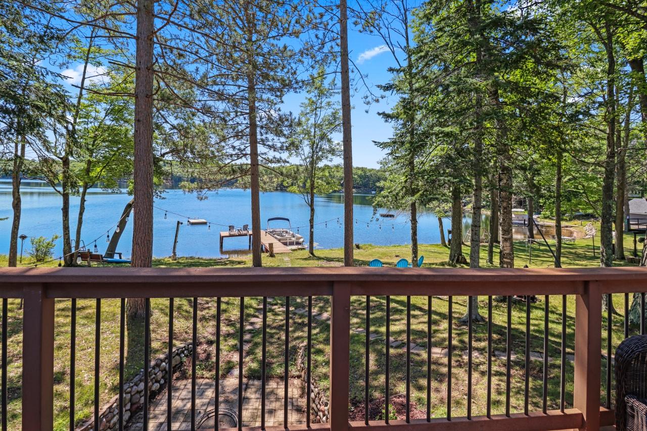 Picture 01 - Bolger Lake Property 213490