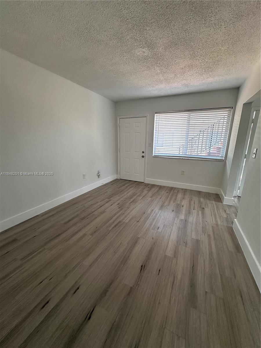 69 NW 35th St 2