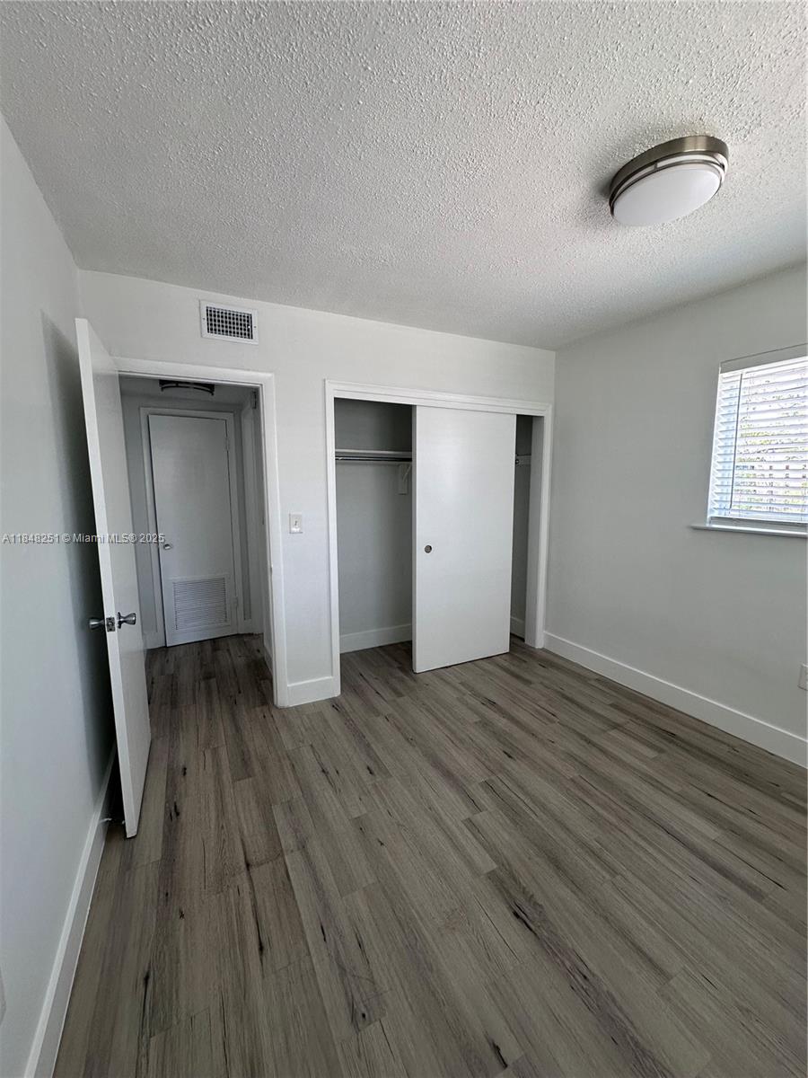 69 NW 35th St 2