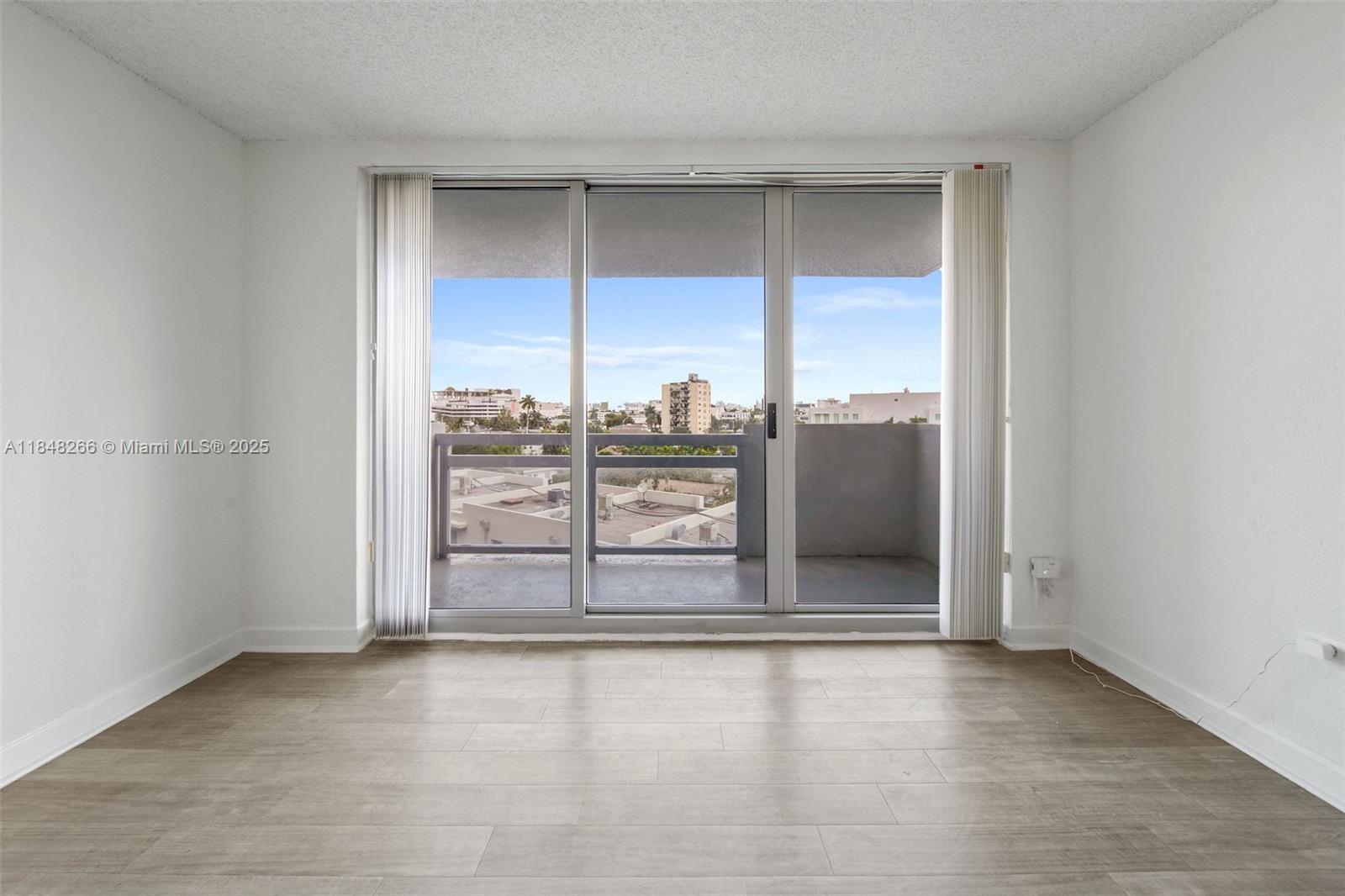 Property photo # 4