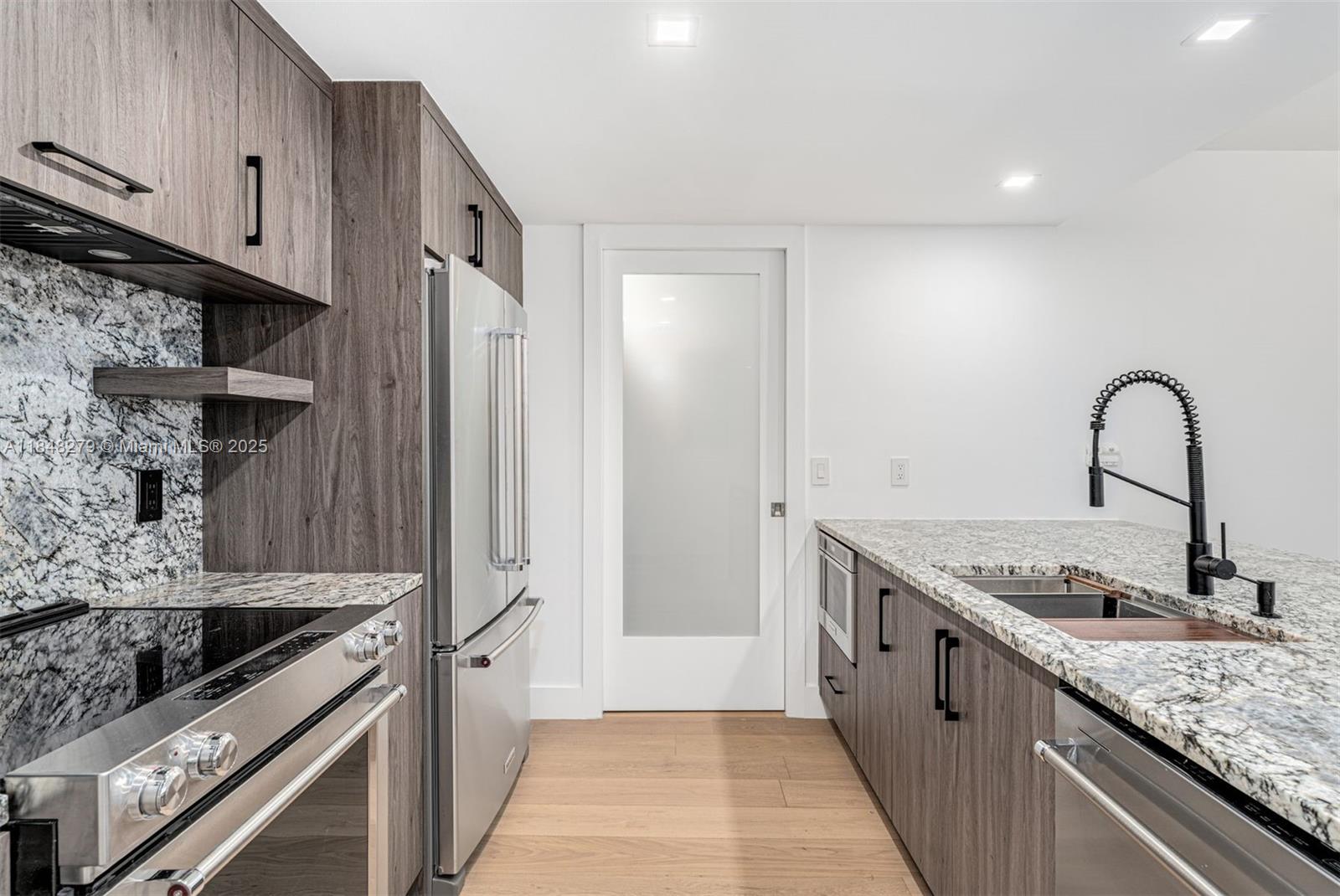 Property photo # 8