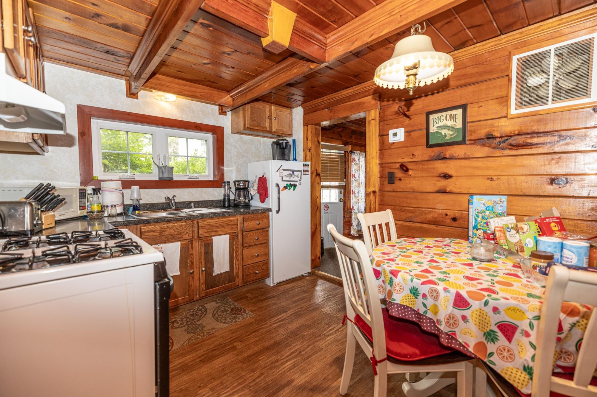 Big Arbor Vitae Property 10338 Big Arbor Vitae Dr Photo 16