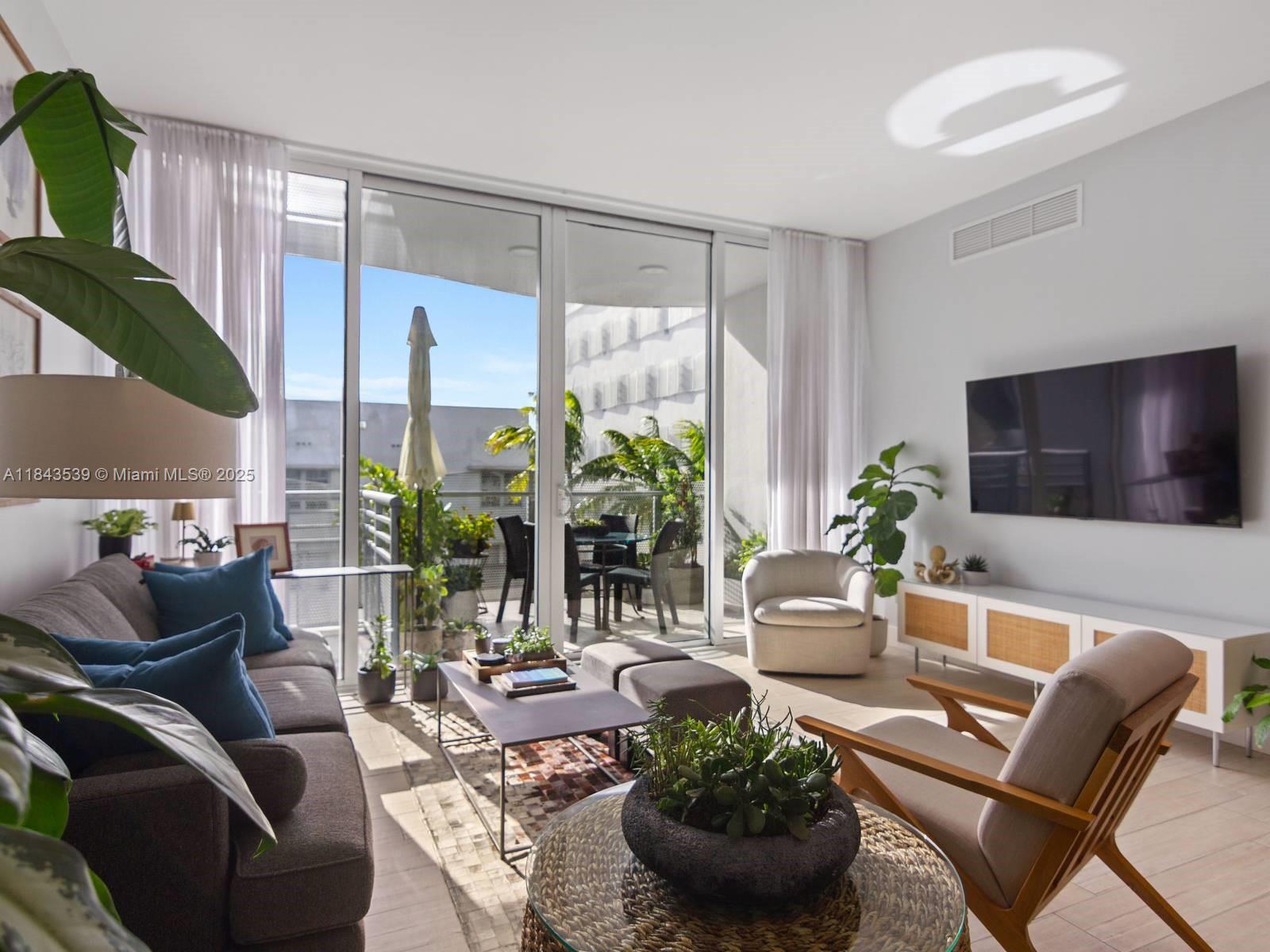 listing main picture