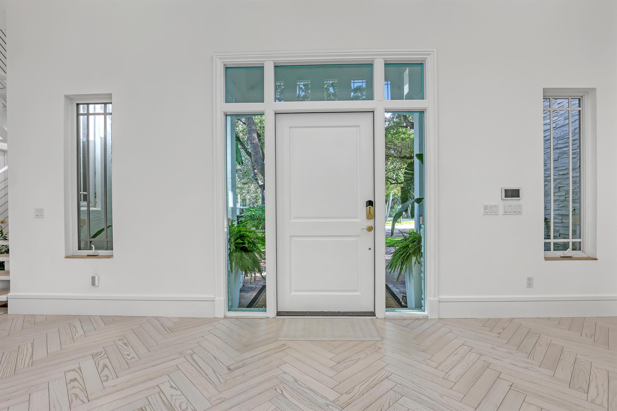 Image to showcase the property located at 2338 Flamingo Road