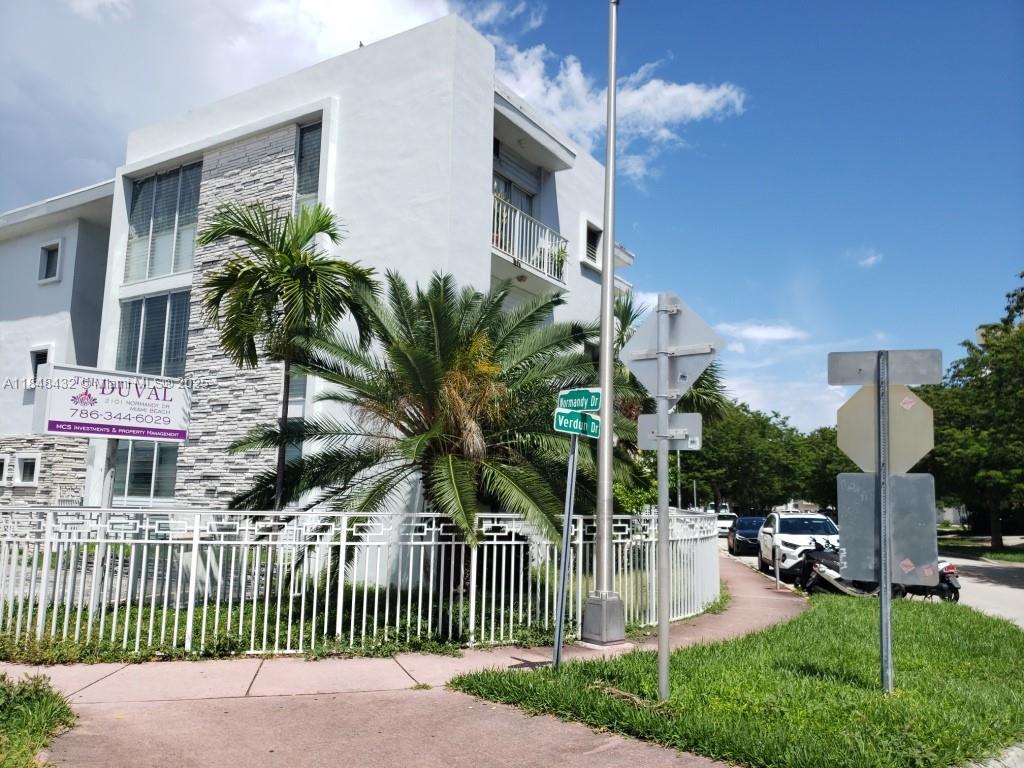 Property photo # 9