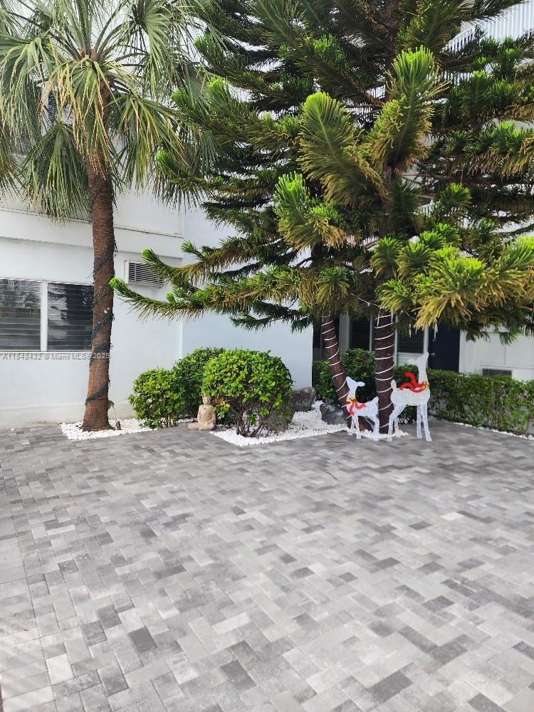 Property photo # 3