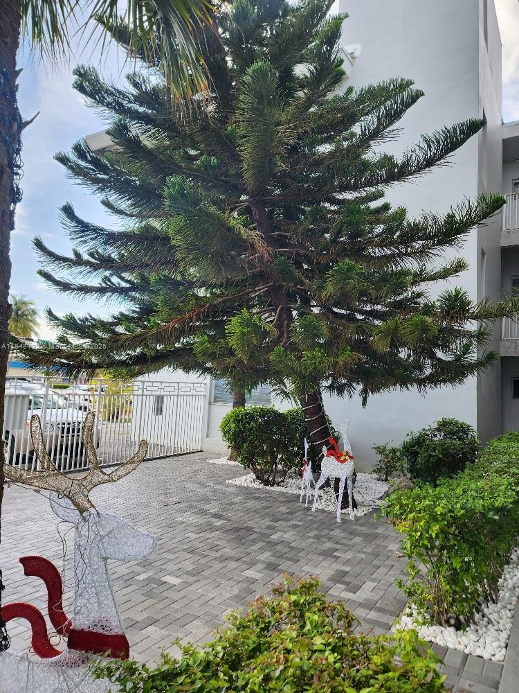 Property photo # 4