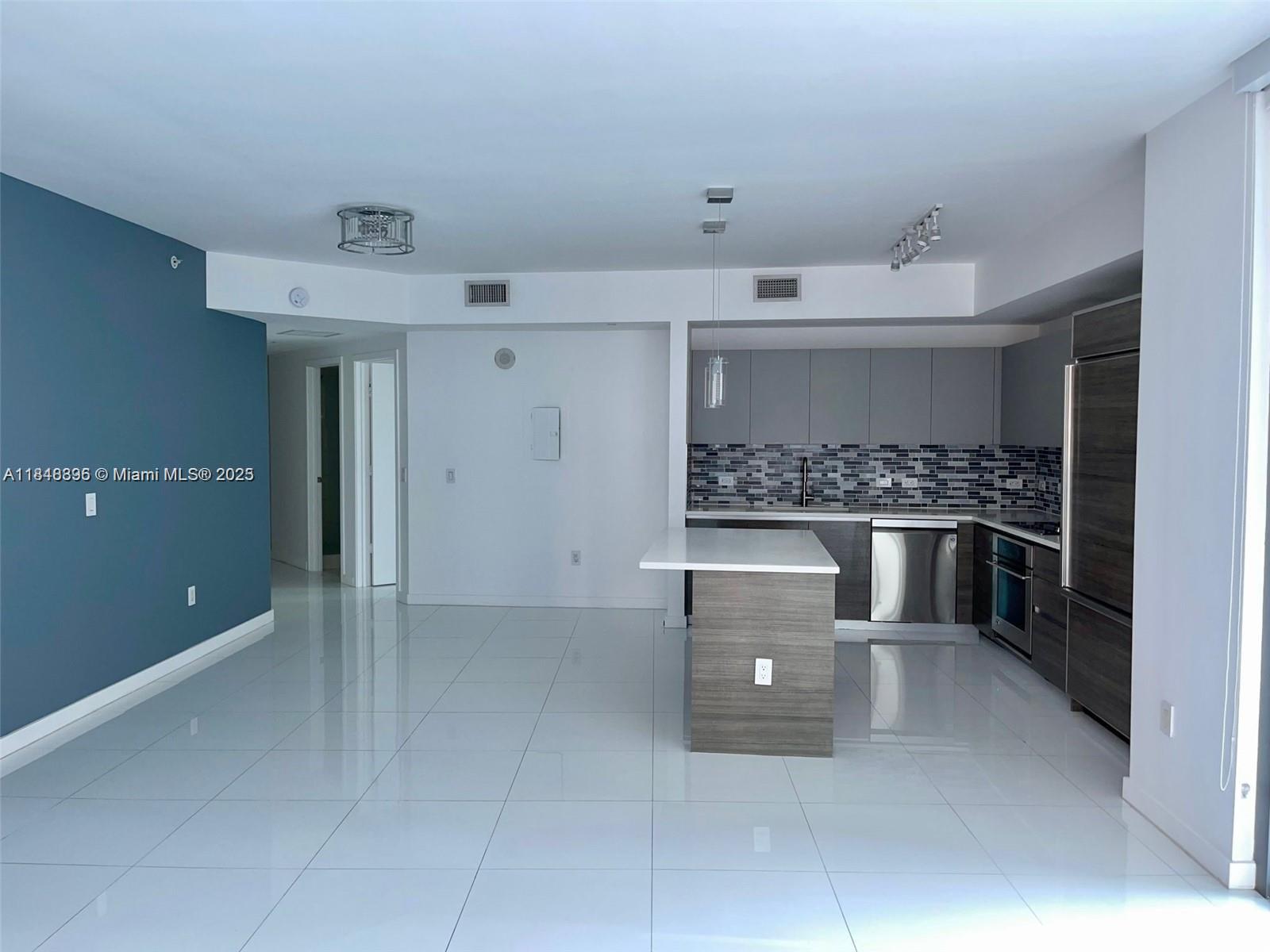 1100 S Miami Ave #1210, Miami FL 33130