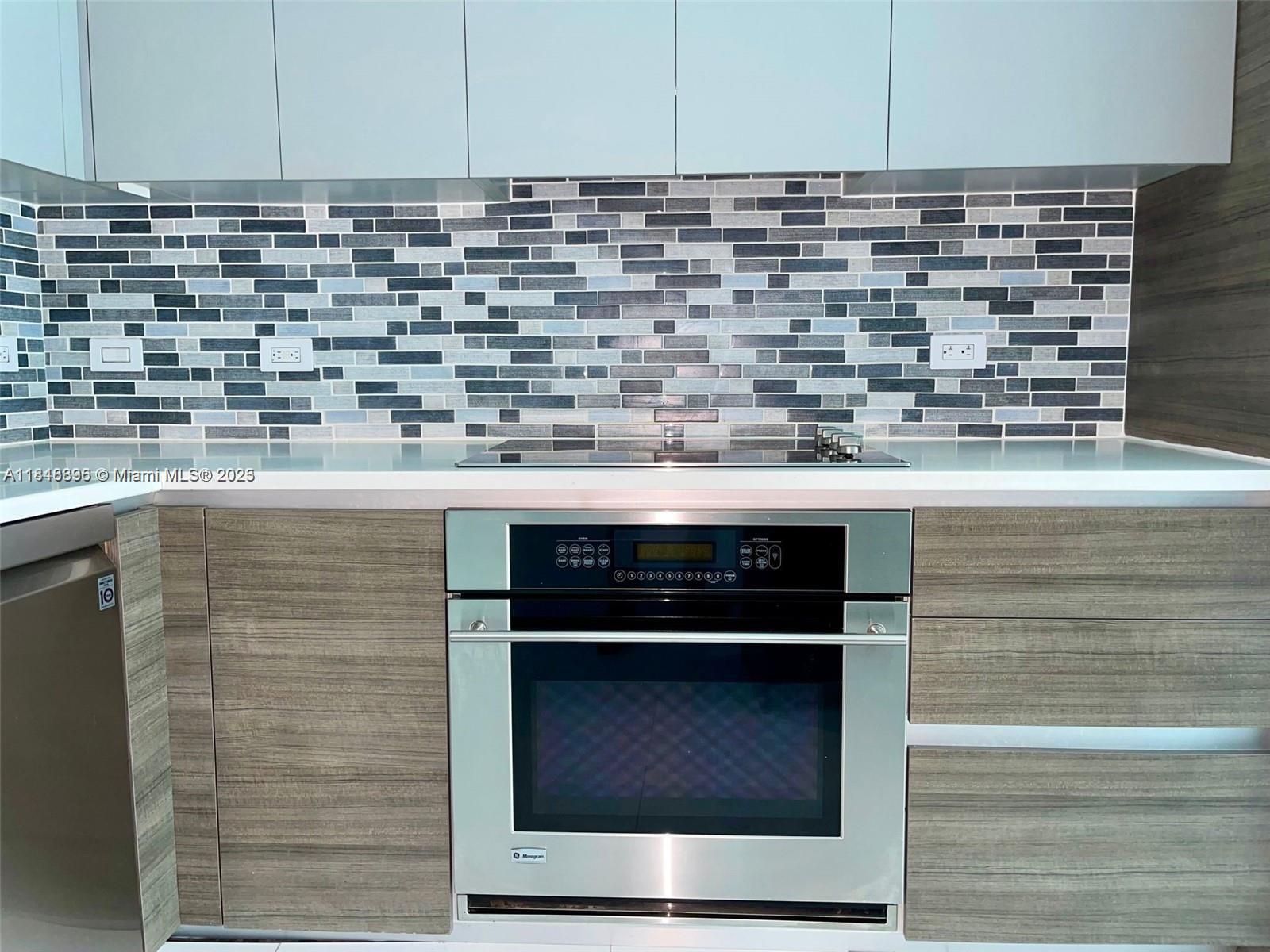 1100 S Miami Ave #1210, Miami FL 33130
