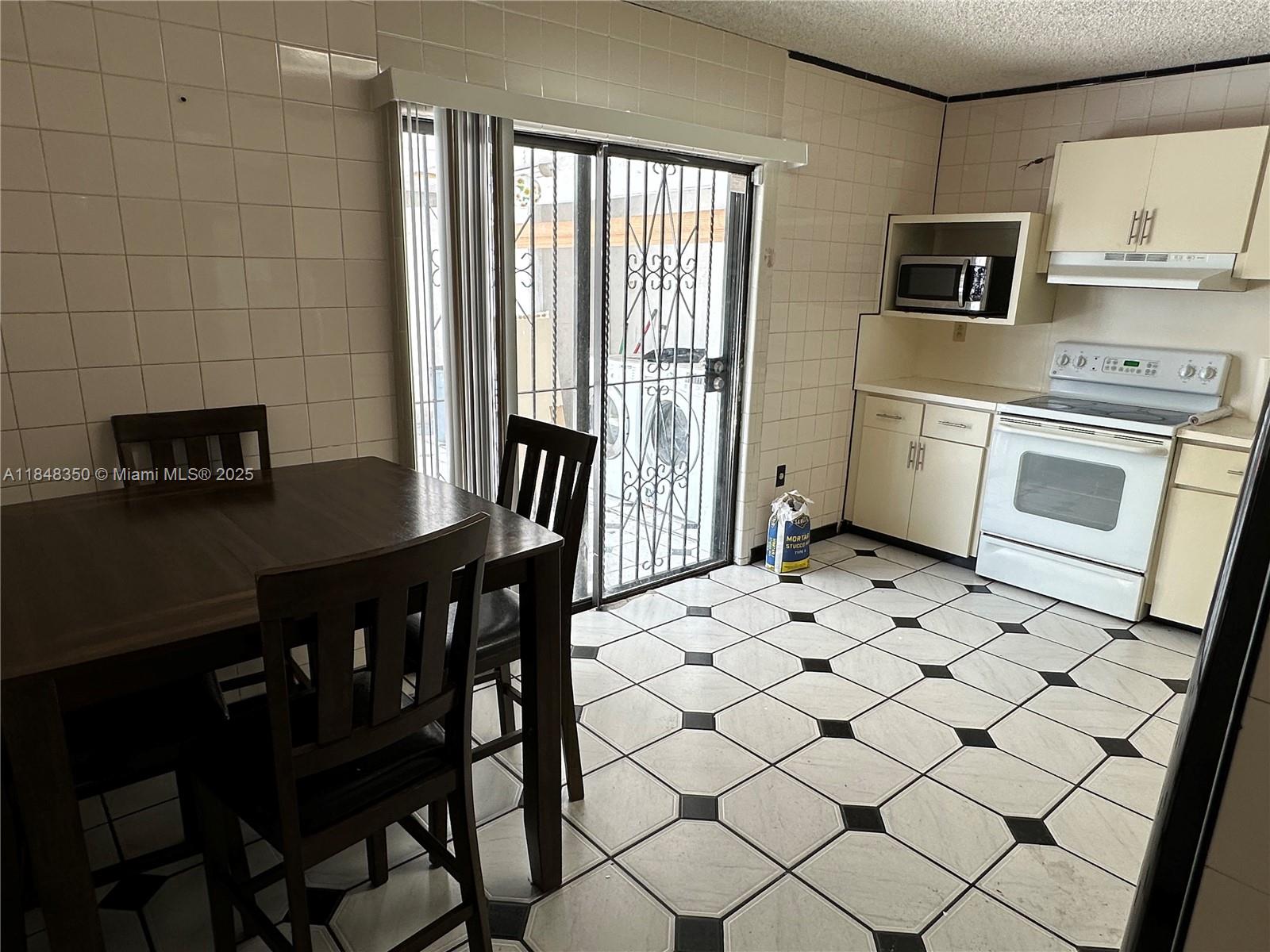 Property photo # 7