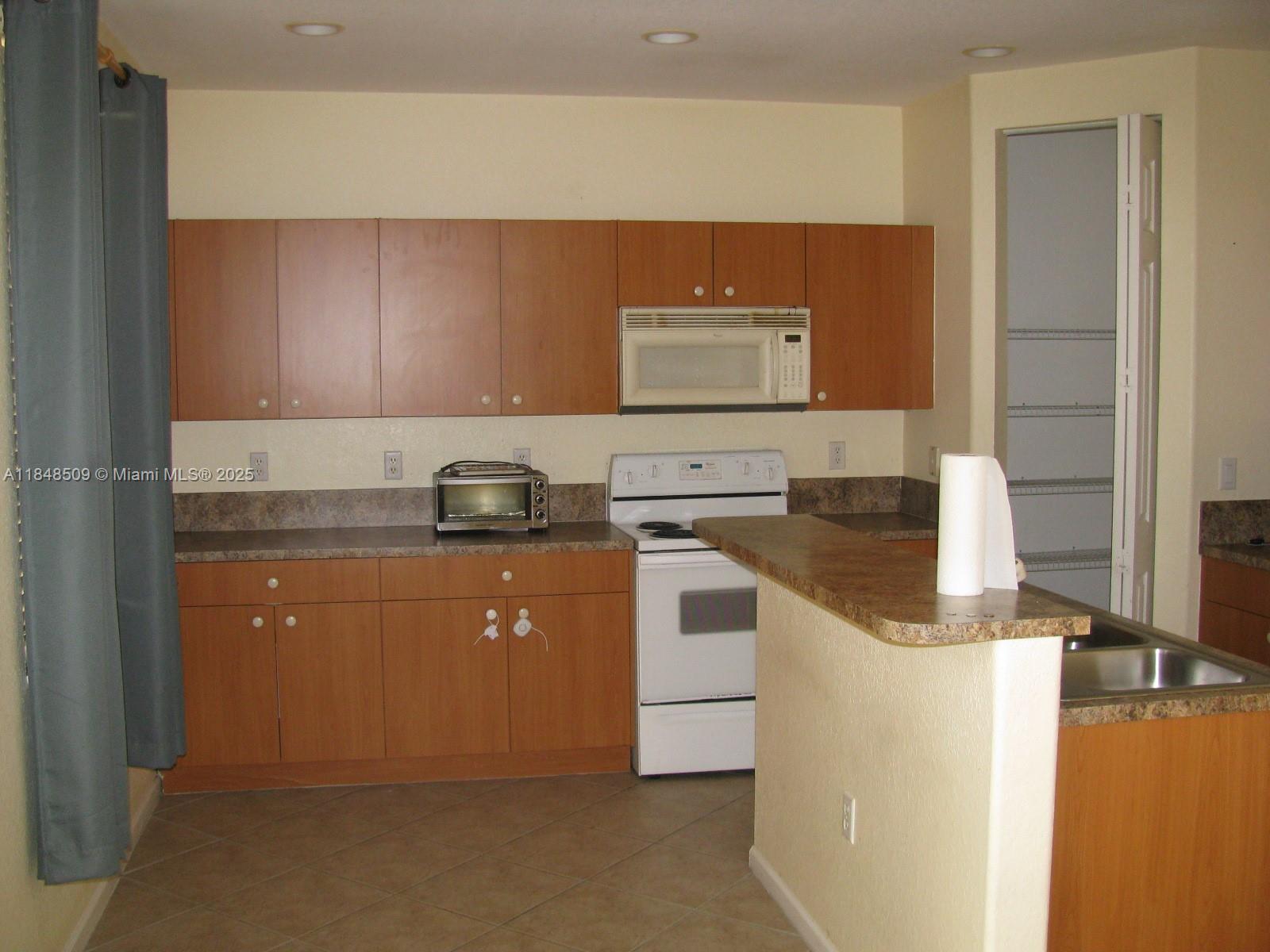 Property photo # 2