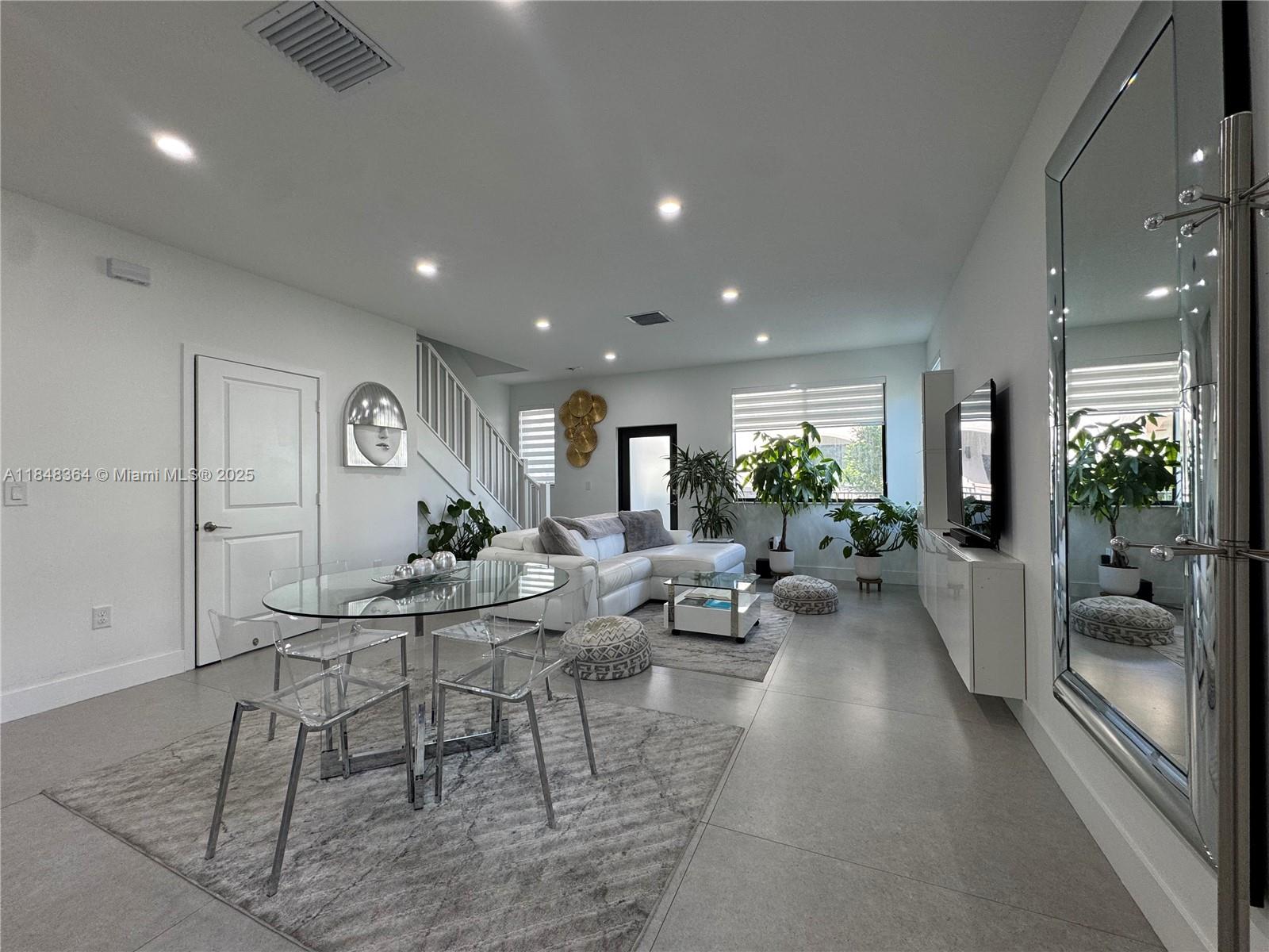 Property photo # 5
