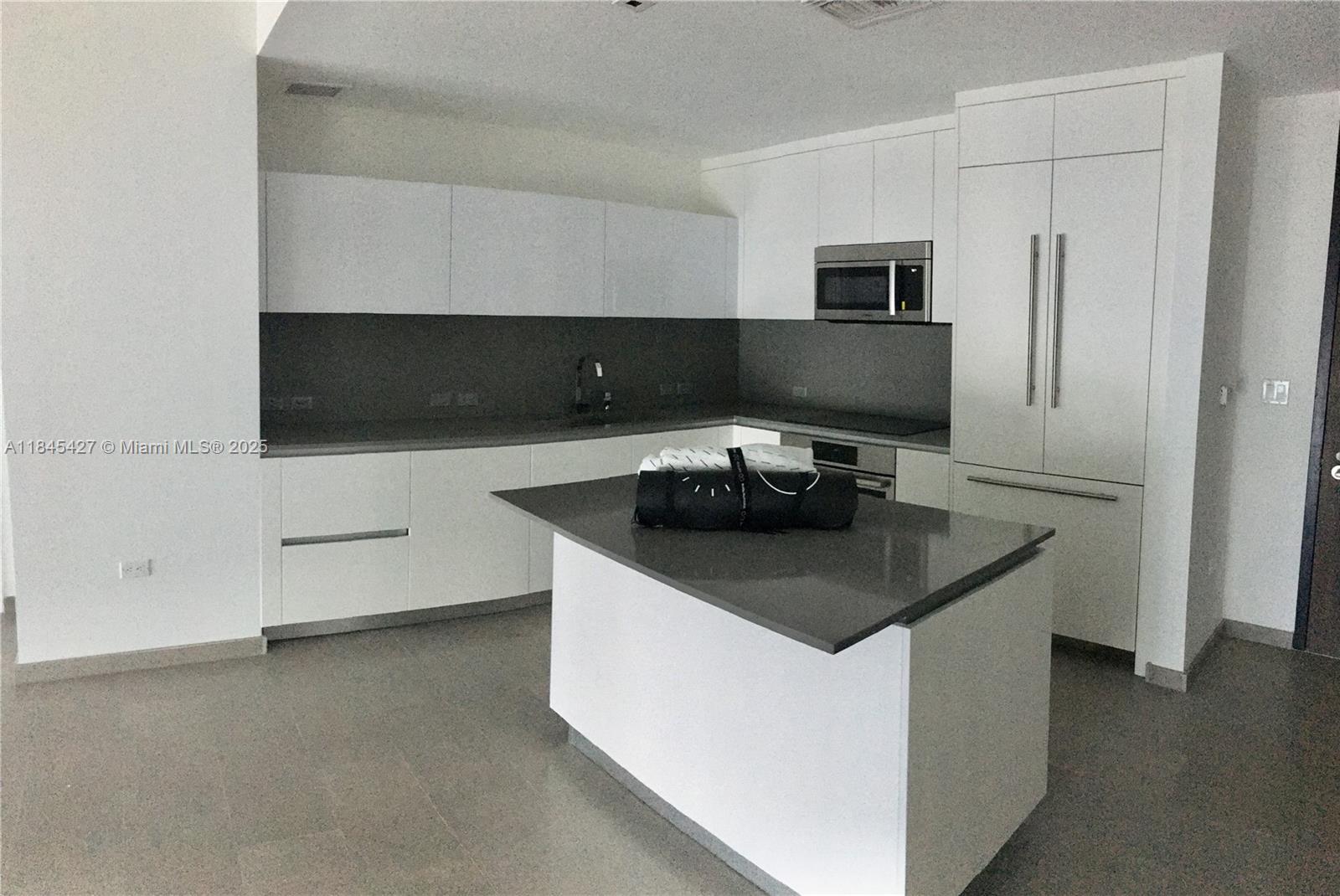 88 7th St Unit 2305, Miami, Florida 33130